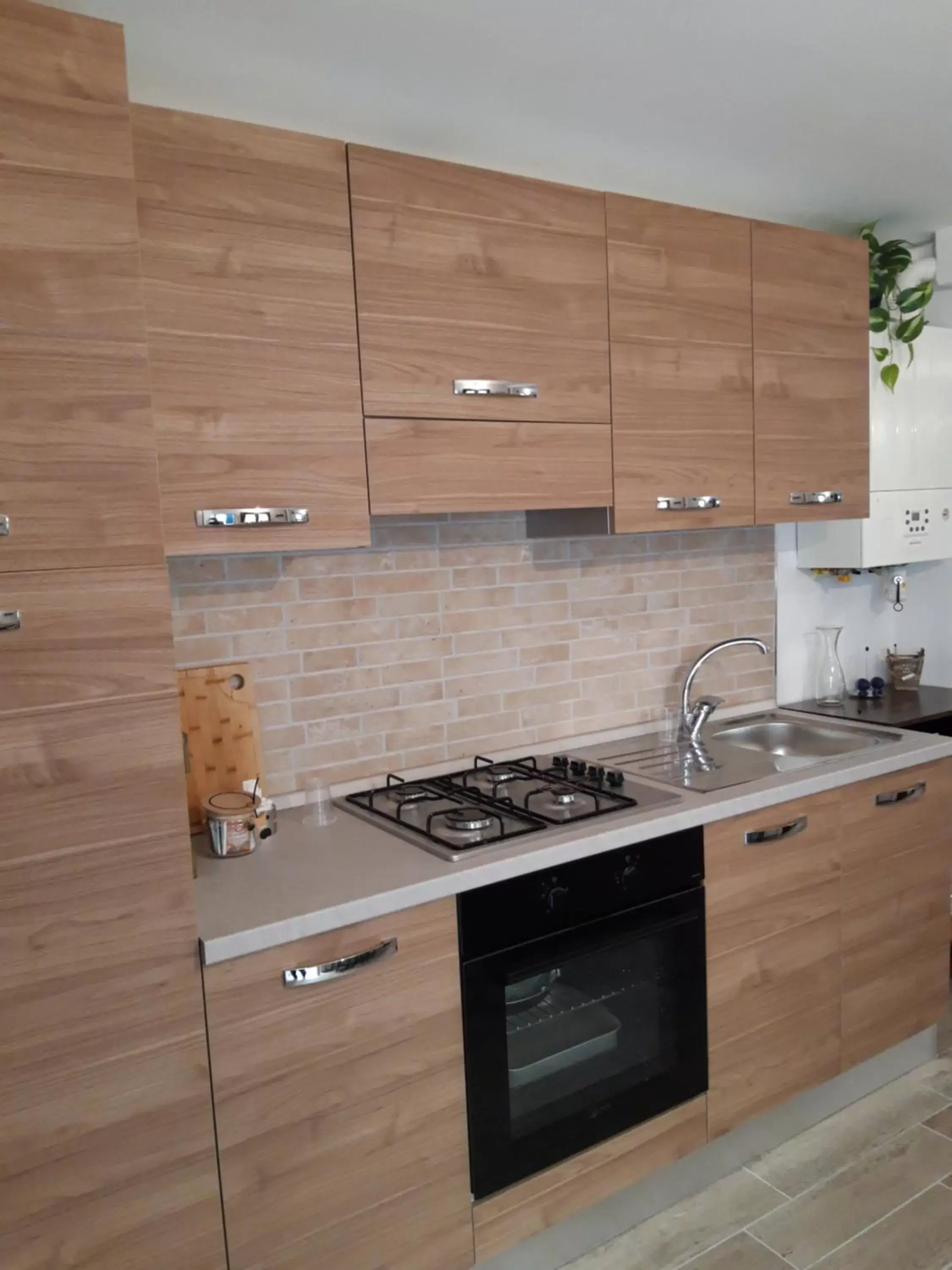 Kitchen or kitchenette, Kitchen/Kitchenette in In Vino Veritas