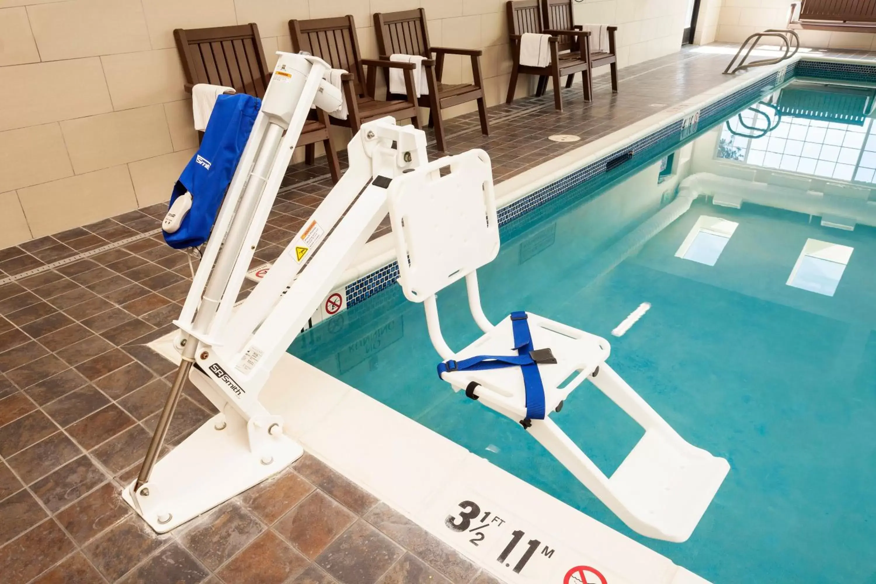 Swimming pool, Pool View in Holiday Inn Express Pullman, an IHG Hotel