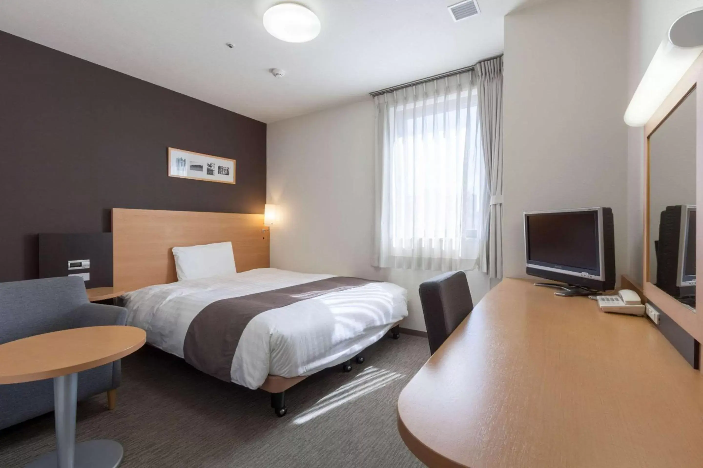 Photo of the whole room, Bed in Comfort Hotel Sendai West