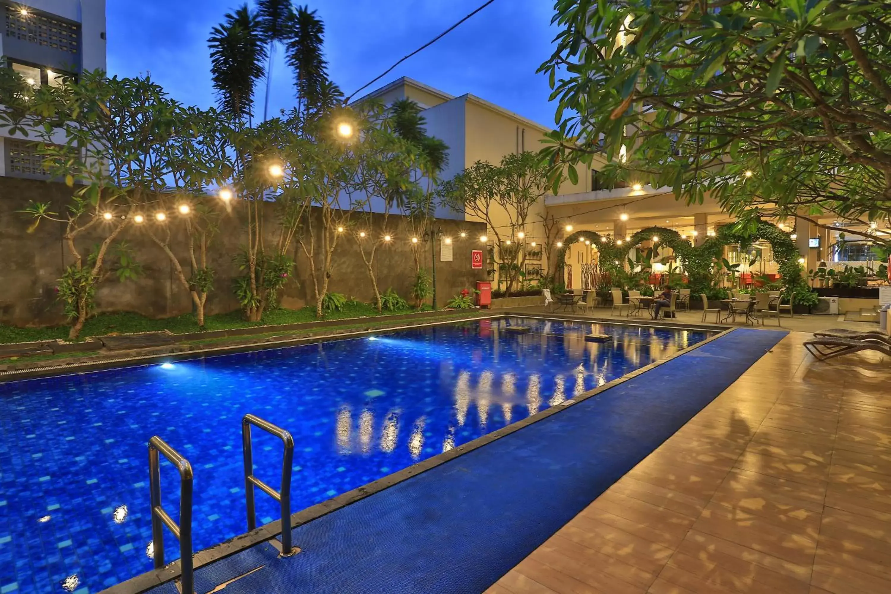 Property building, Swimming Pool in Horison Ultima Riss Malioboro Yogyakarta