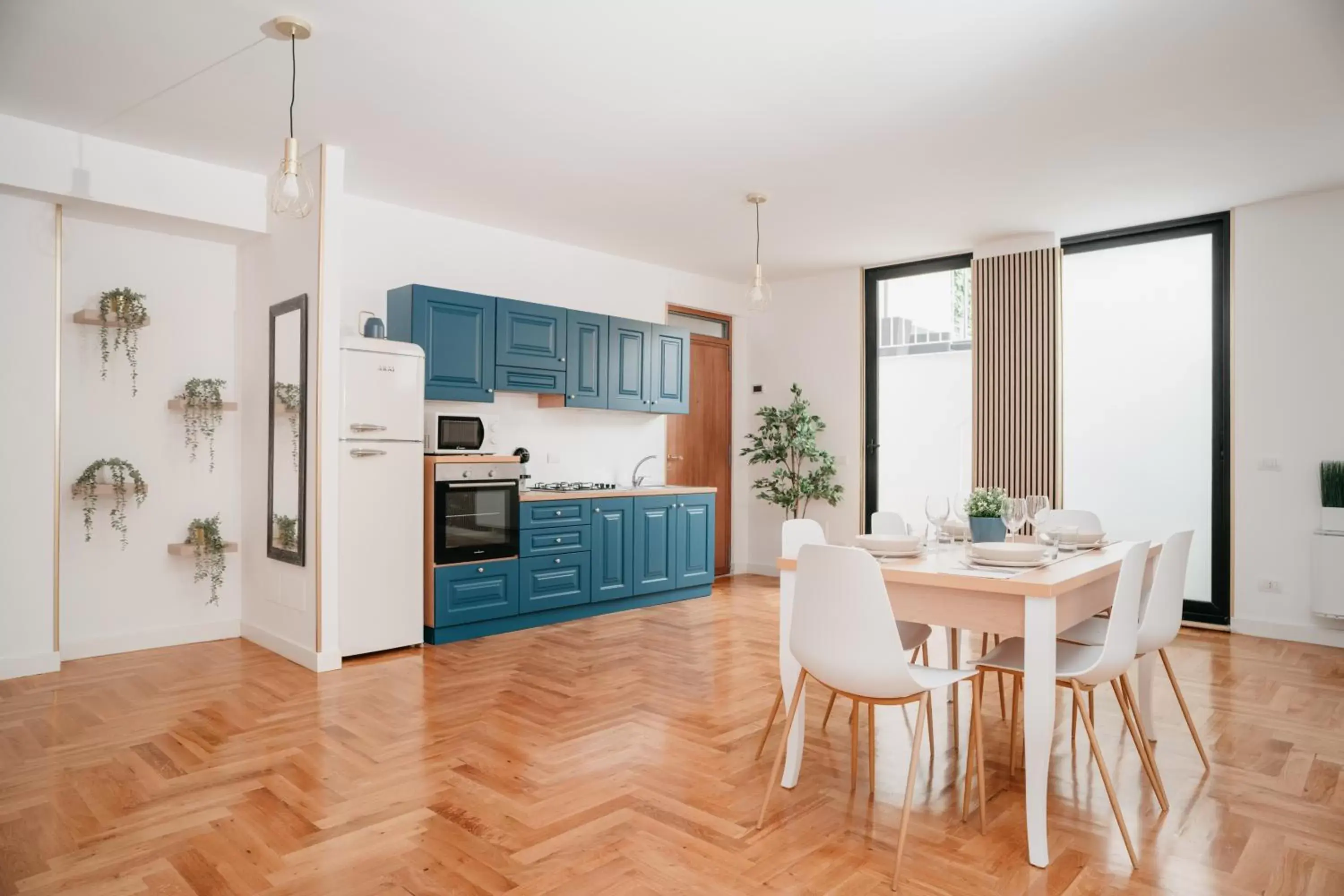 kitchen, Dining Area in Vista Napoli Residence by Casa Napoletana