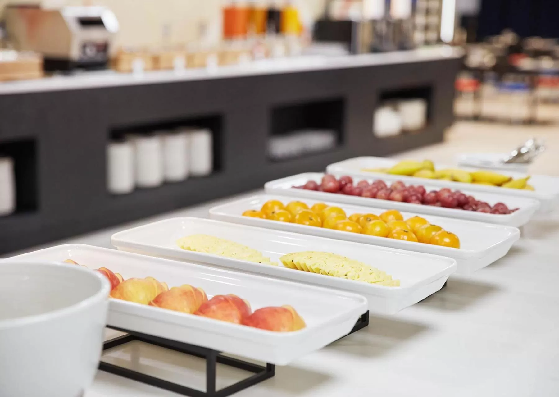 Restaurant/places to eat in Days Hotel & Suites by Wyndham Incheon Airport