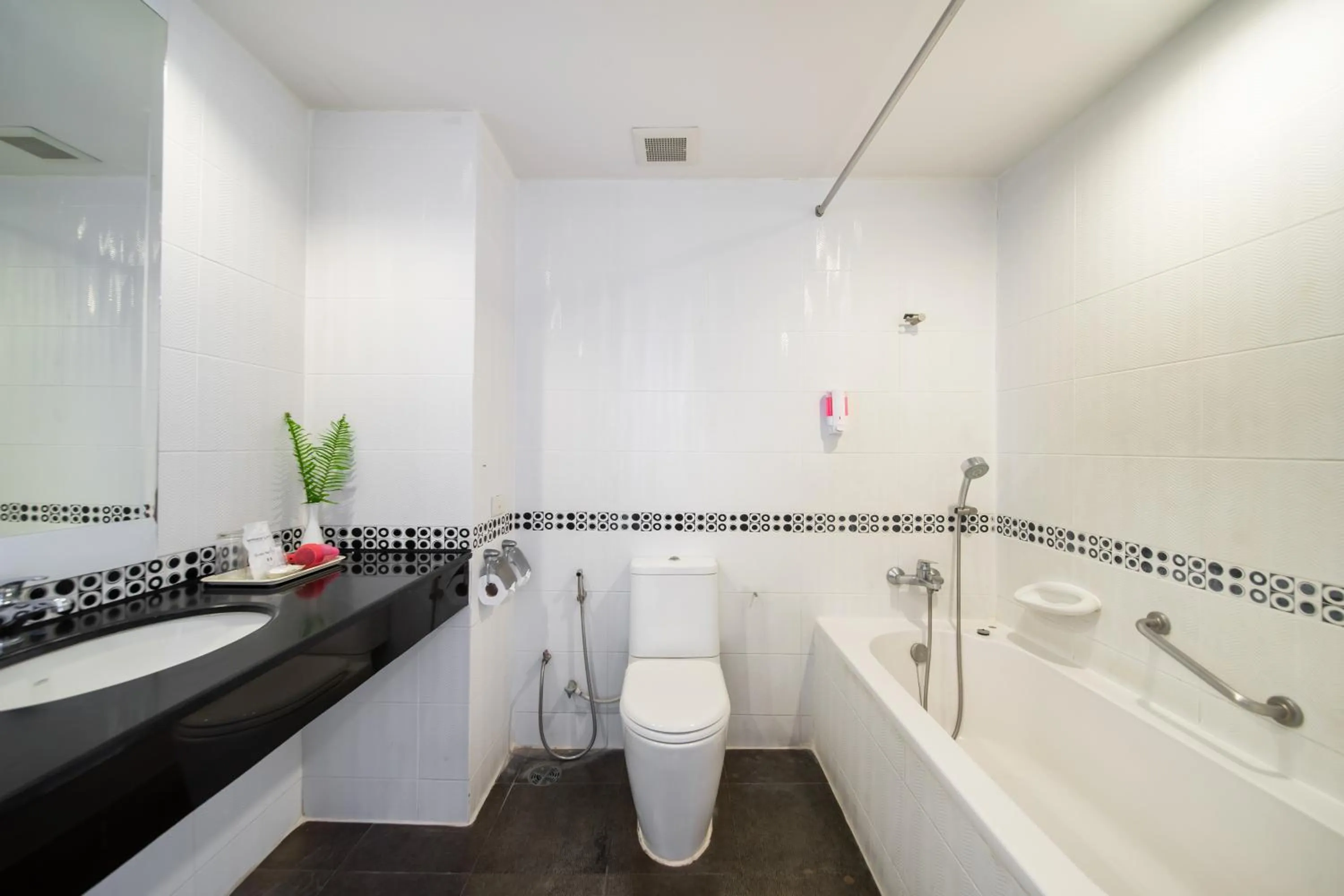 Toilet in Best Bella Pattaya