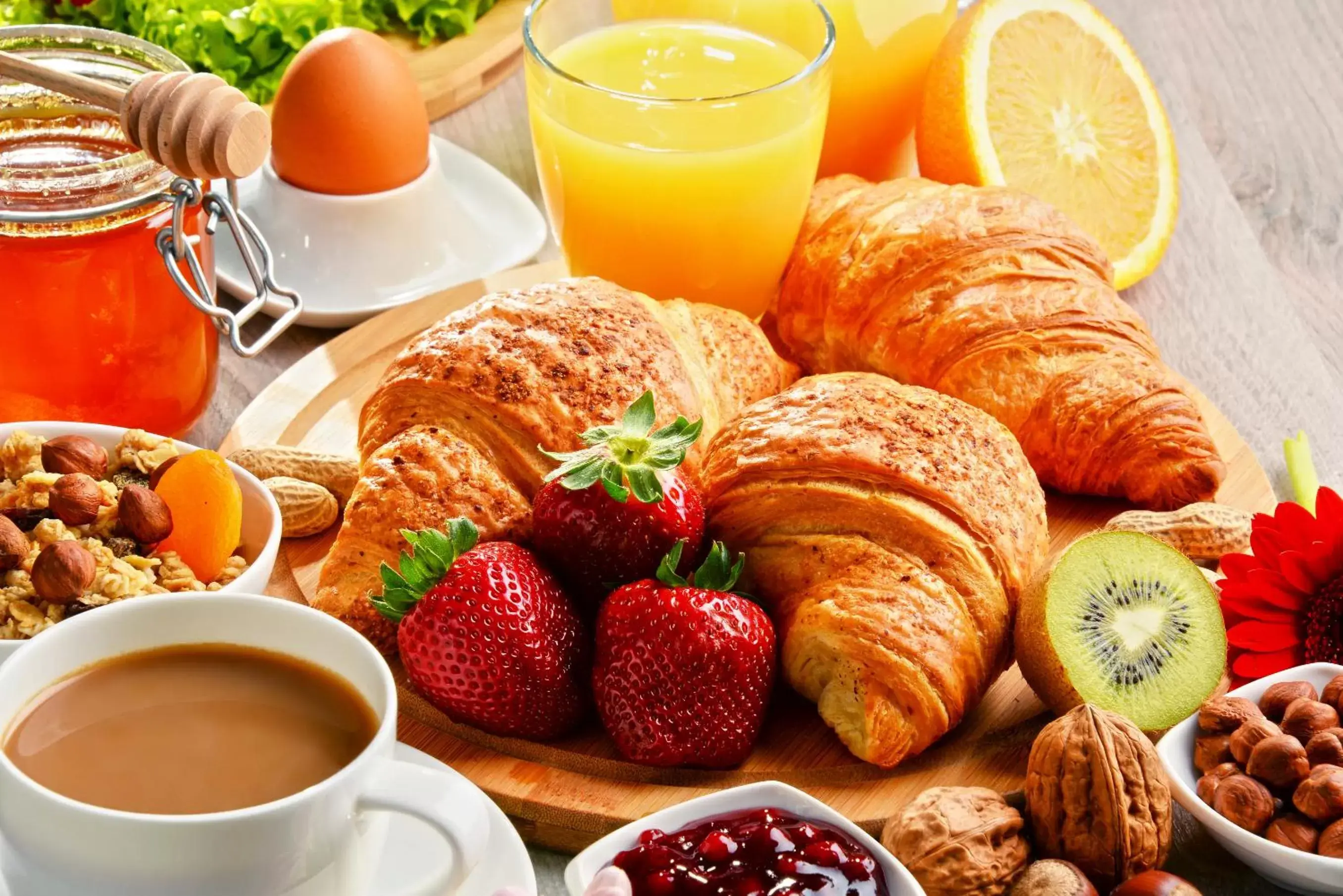 Food, Breakfast in Gundersen Hotel & Suites