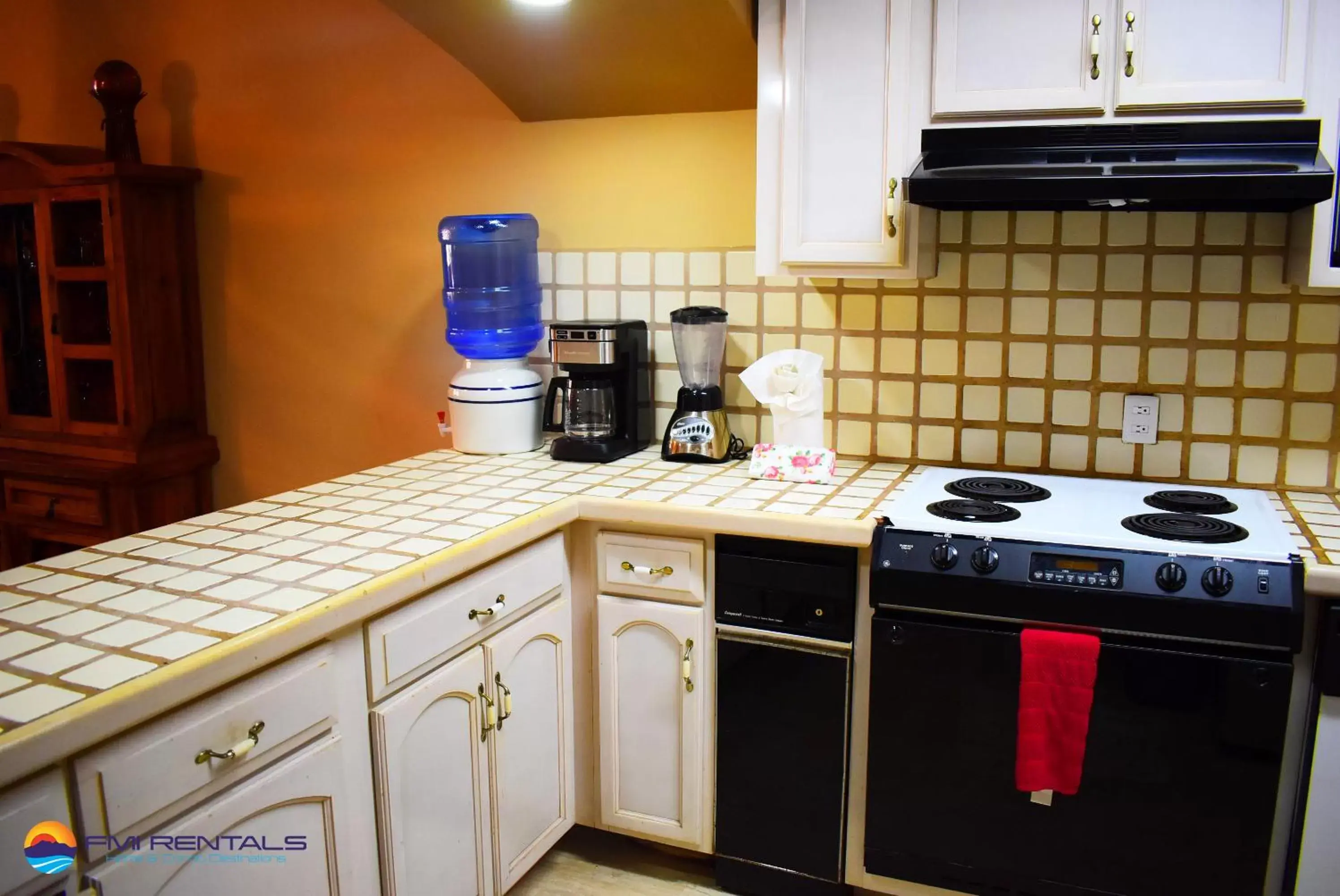 Kitchen or kitchenette in Marina Pinacate Villa-08