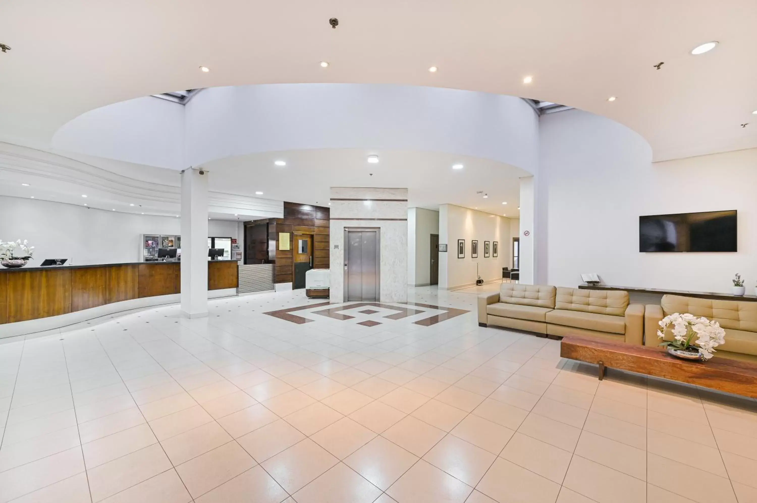 Lobby or reception in Hotel Nacional Inn Cuiabá Lobby or reception in Hotel Nacional Inn Cuiabá