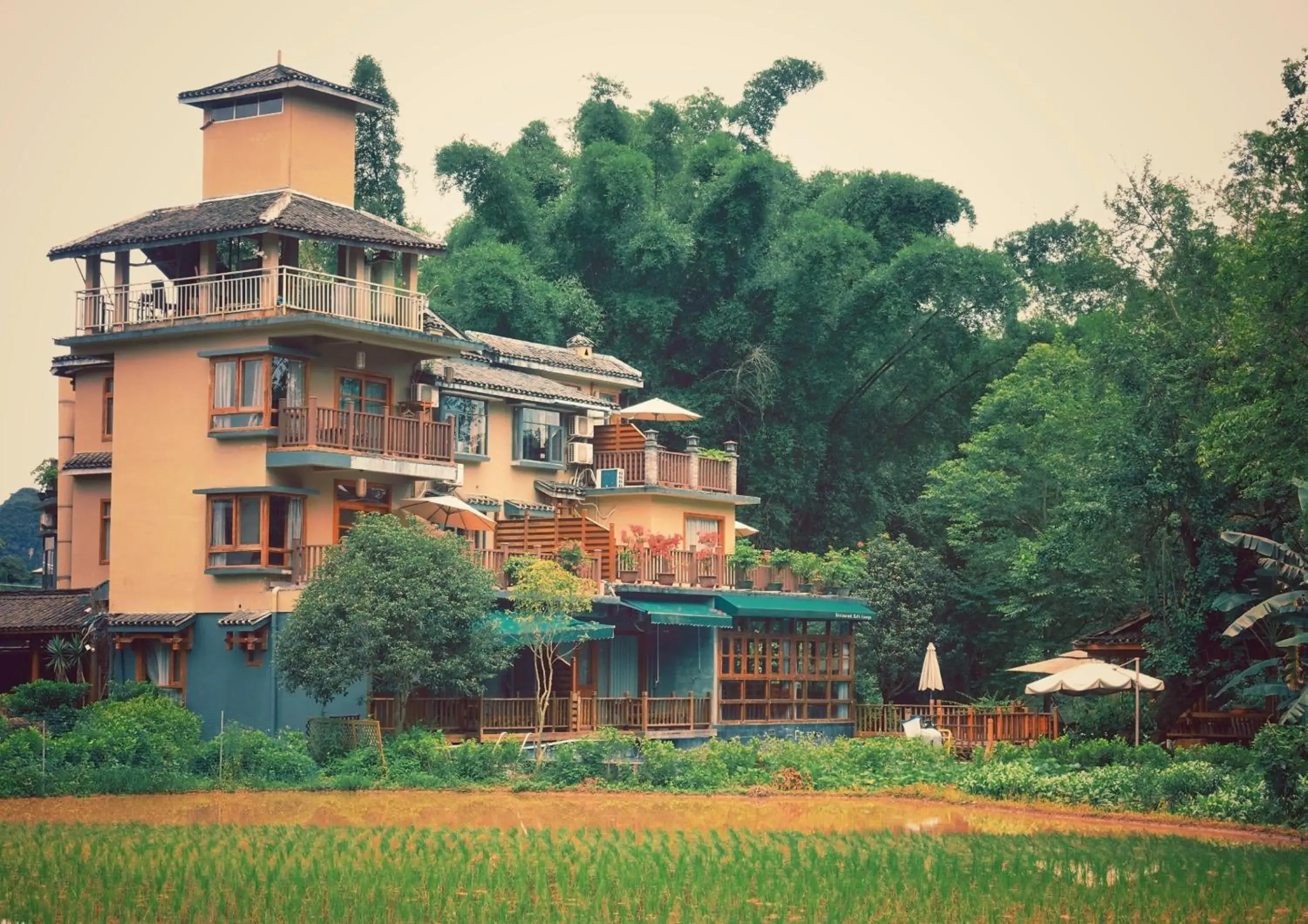 Property Building in Yangshuo Moondance Hotel