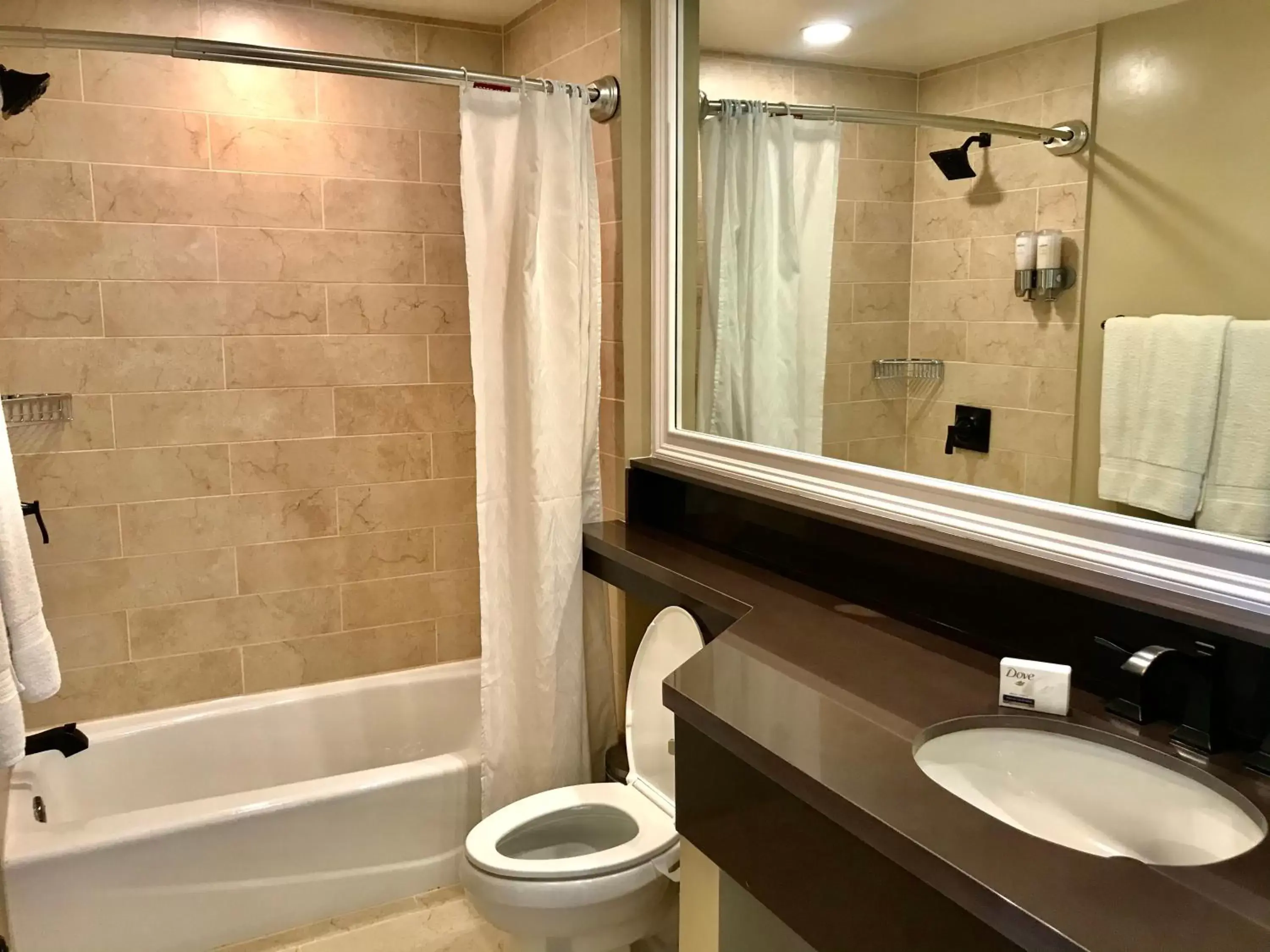 Bathroom in Quinta Pacifica Beachfront Villas