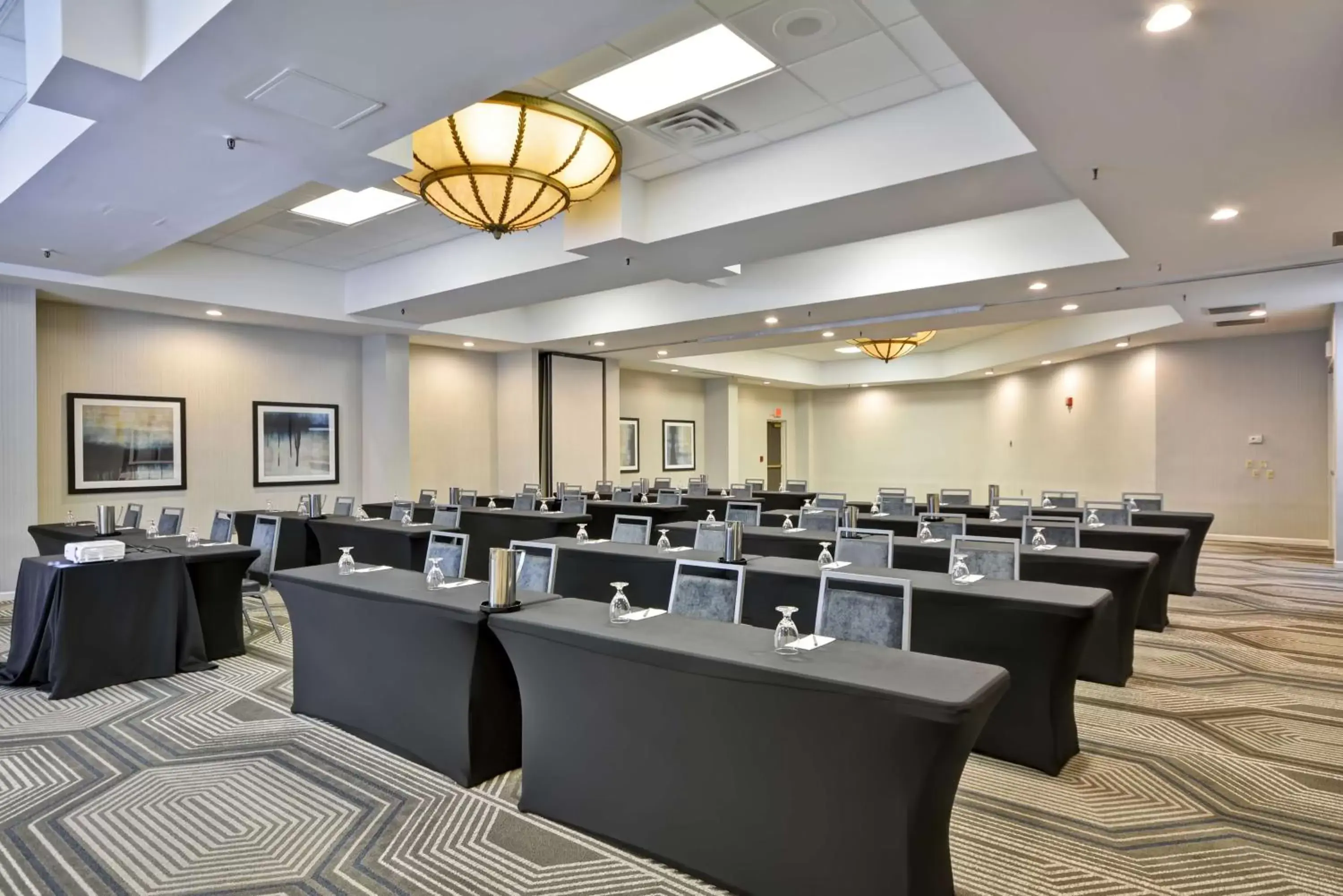 Meeting/conference room in Embassy Suites Charlotte