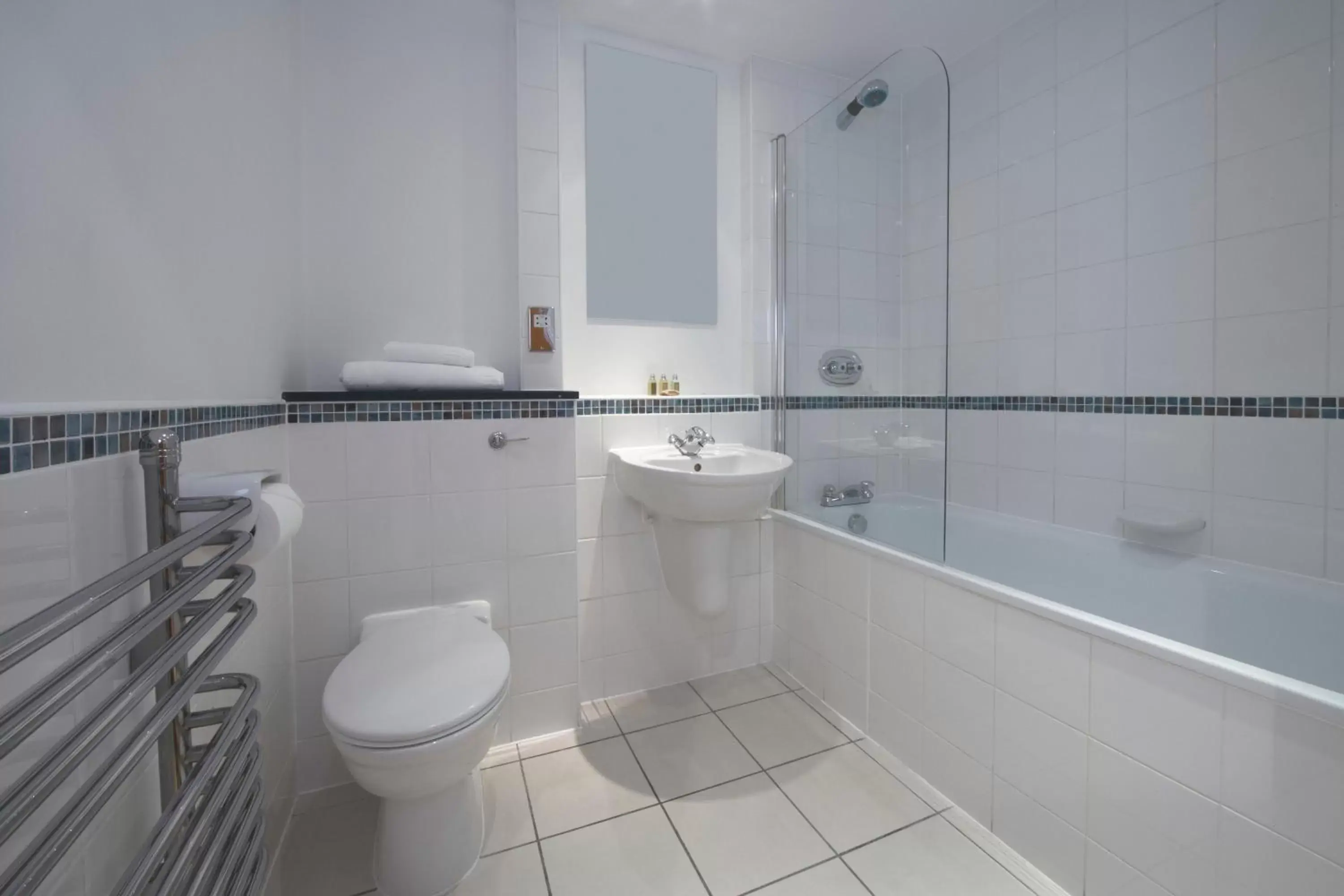 Bathroom in Marlin Apartments Commercial Road - Limehouse