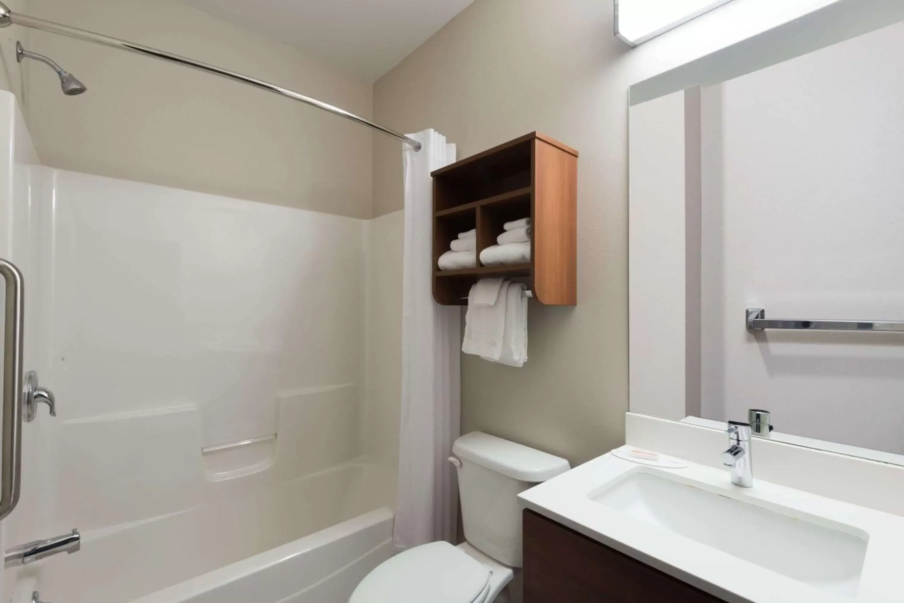 Photo of the whole room, Bathroom in Microtel Inn & Suites Windham