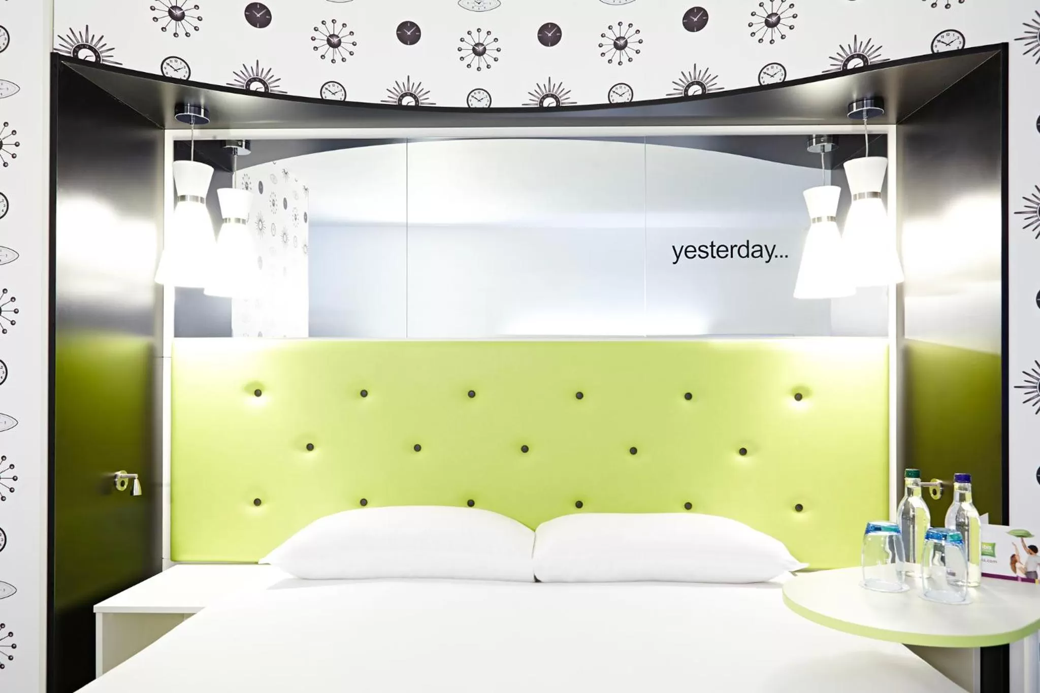 Decorative detail, Bed in Ibis Styles Liverpool Centre Dale Street - Cavern Quarter