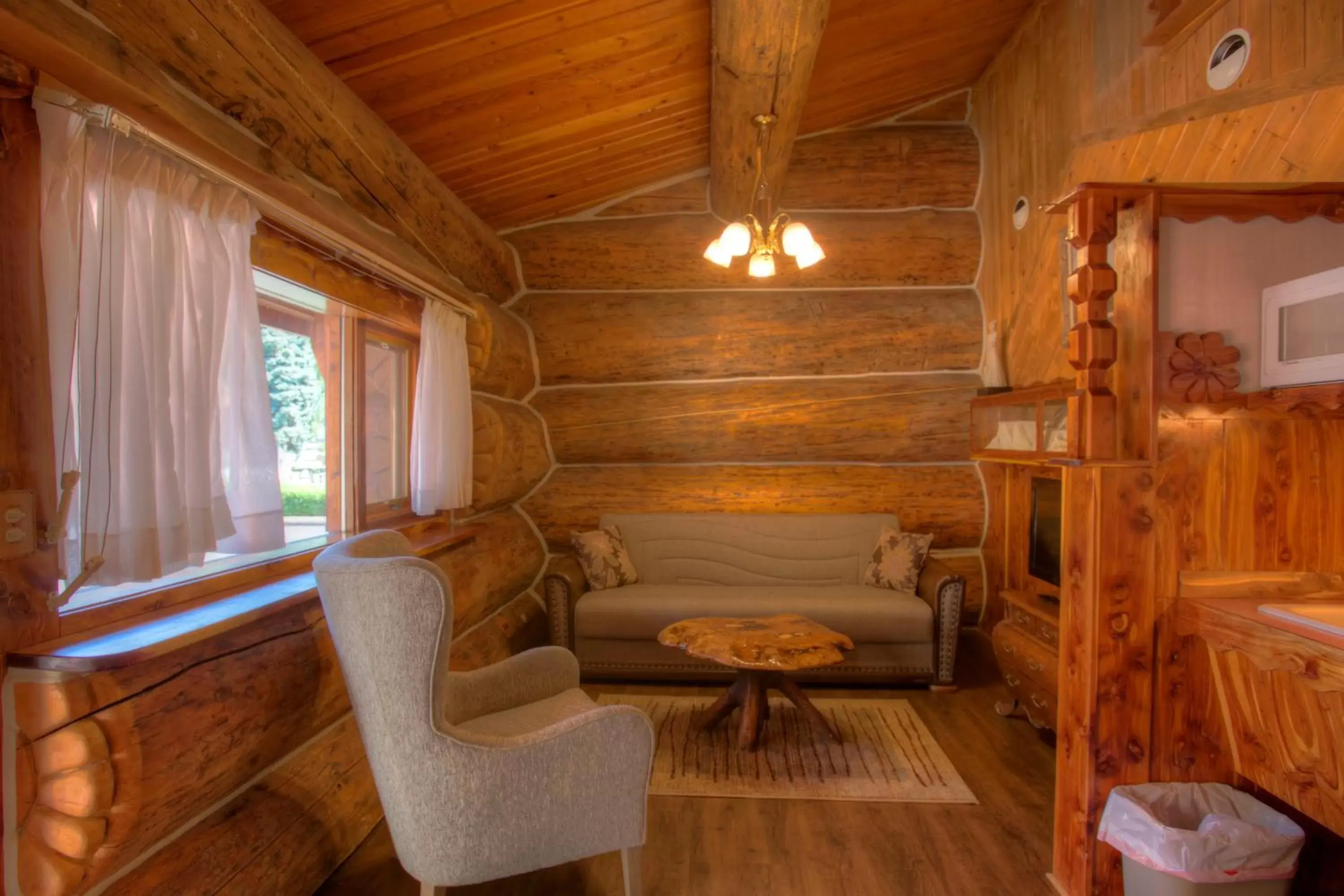 Living room, Seating Area in Soap Lake Natural Spa and Resort