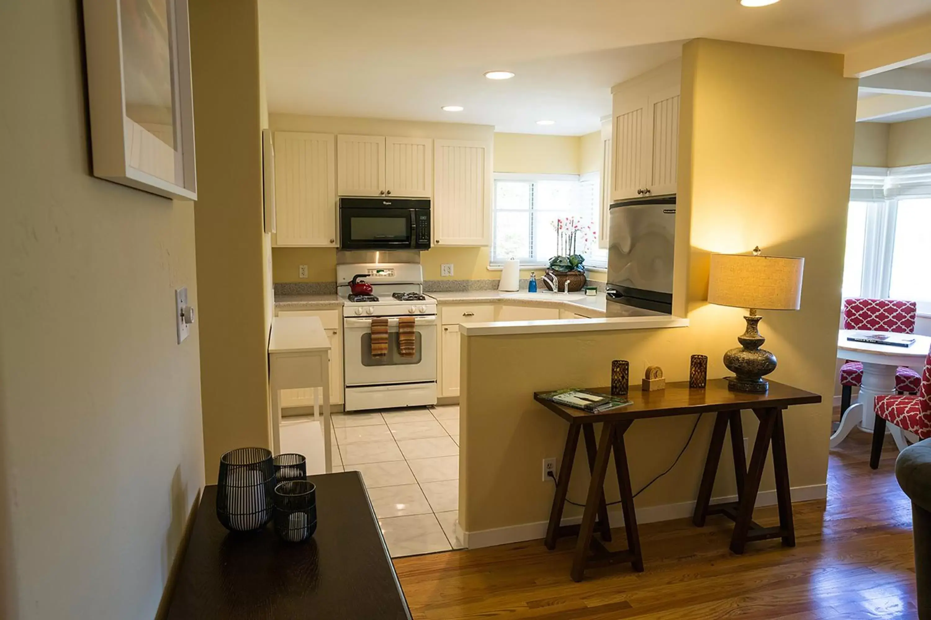 kitchen in Aurora Park Cottages