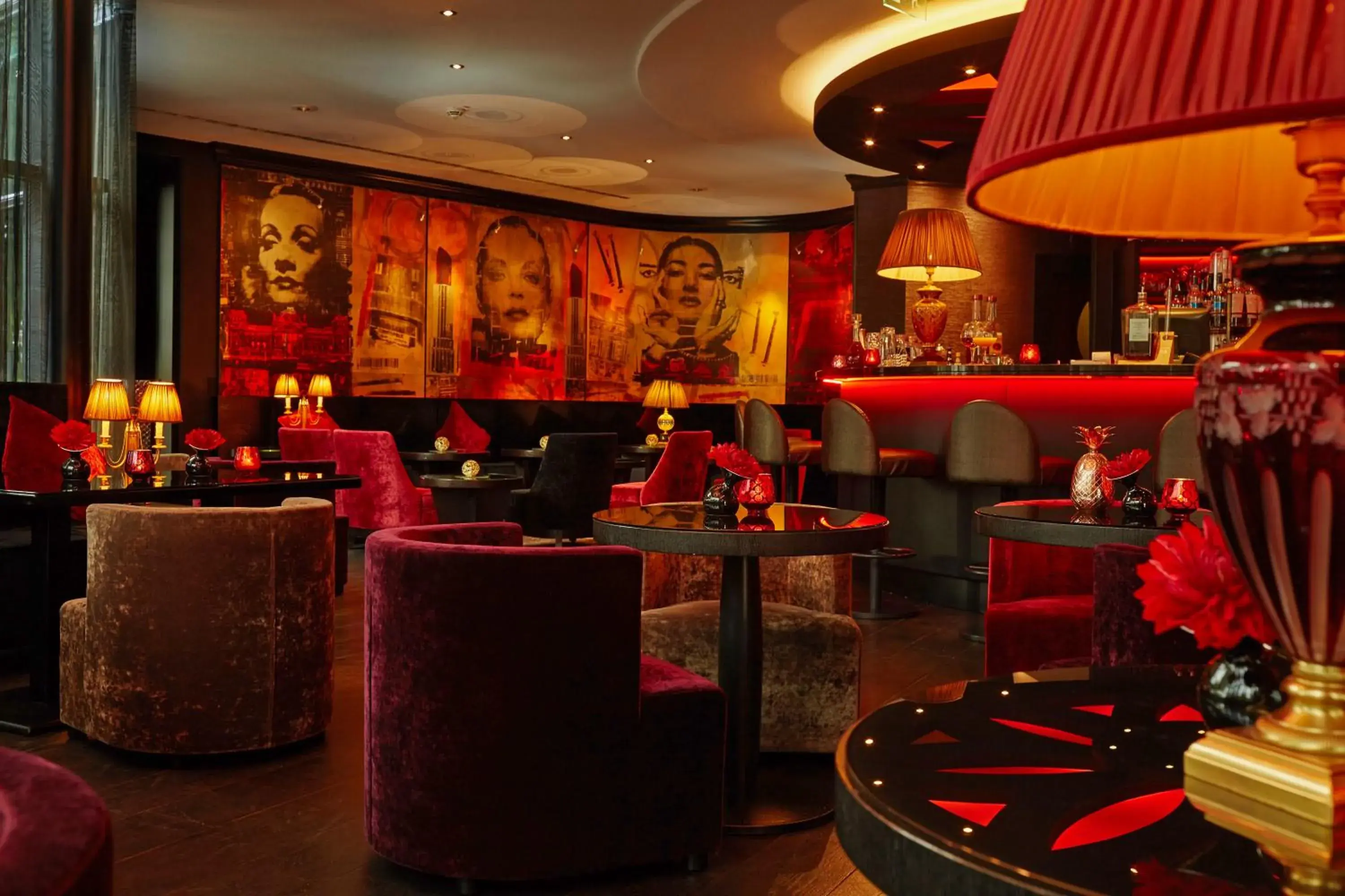 Lounge or bar, Lounge/Bar in Savoy Hotel