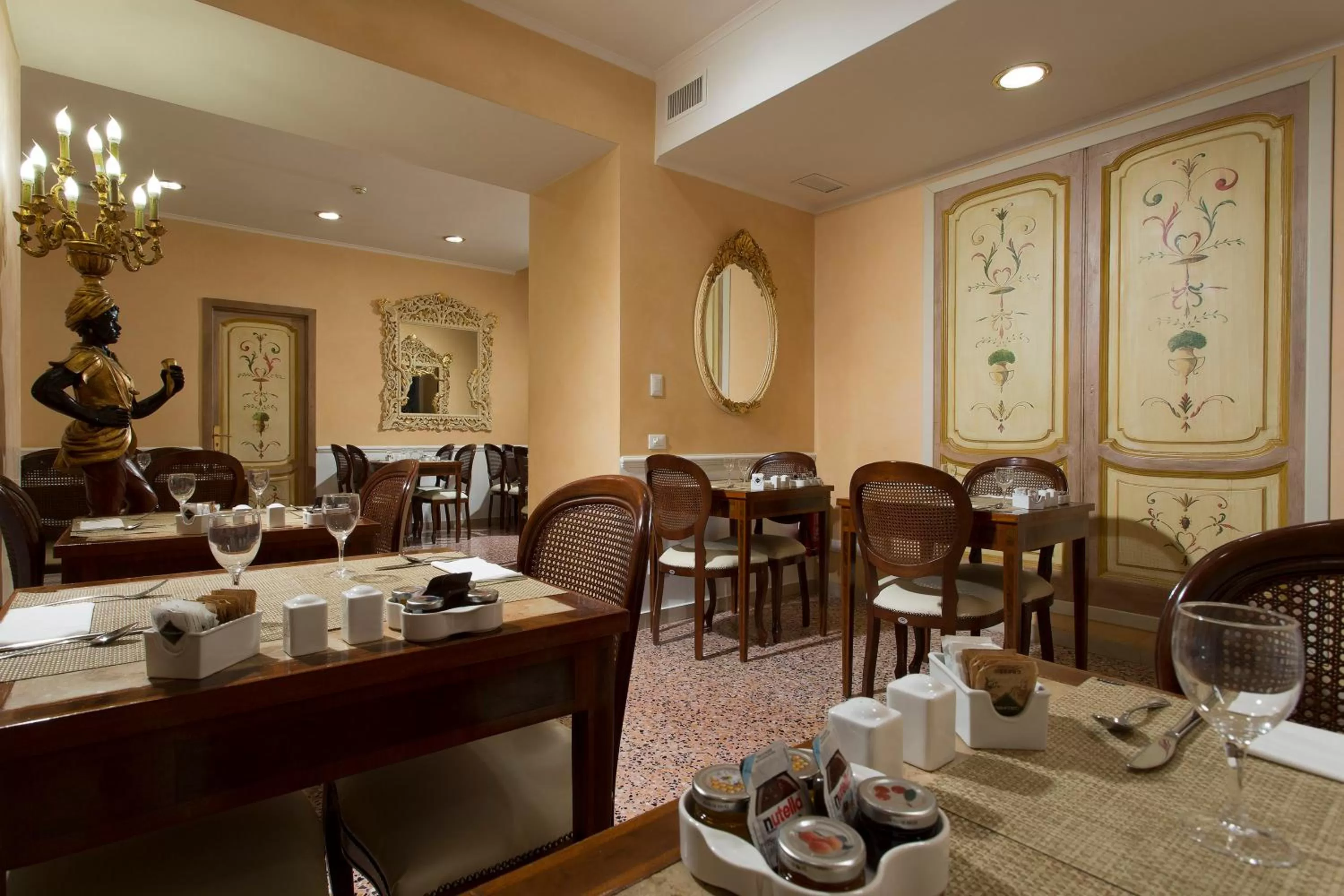 Breakfast in Golden Tulip Rome Piram