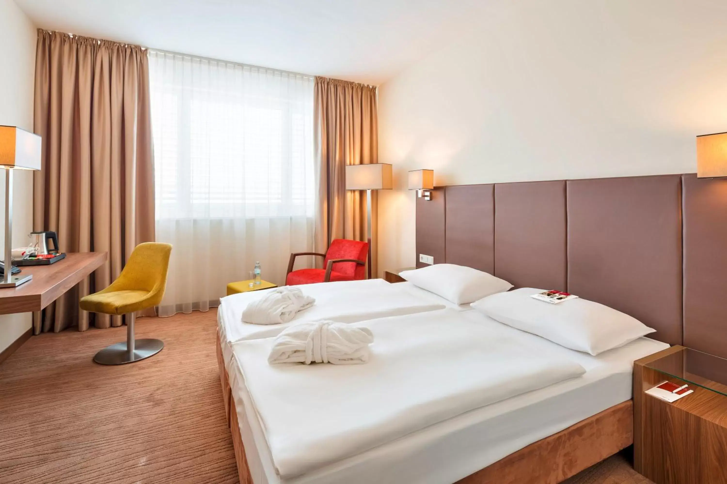 Photo of the whole room, Bed in Austria Trend Hotel Doppio Wien