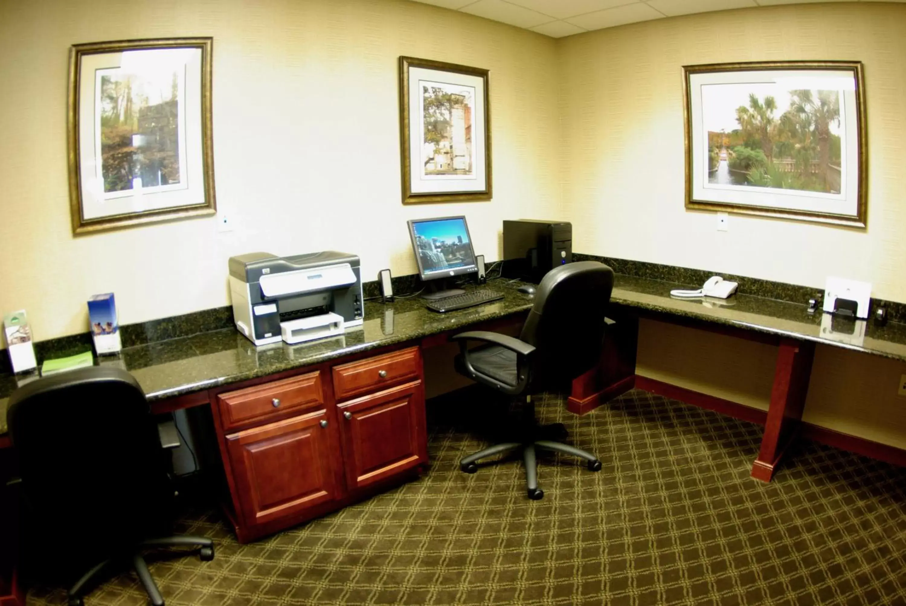 Business facilities in Wingate by Wyndham Columbia/Lexington