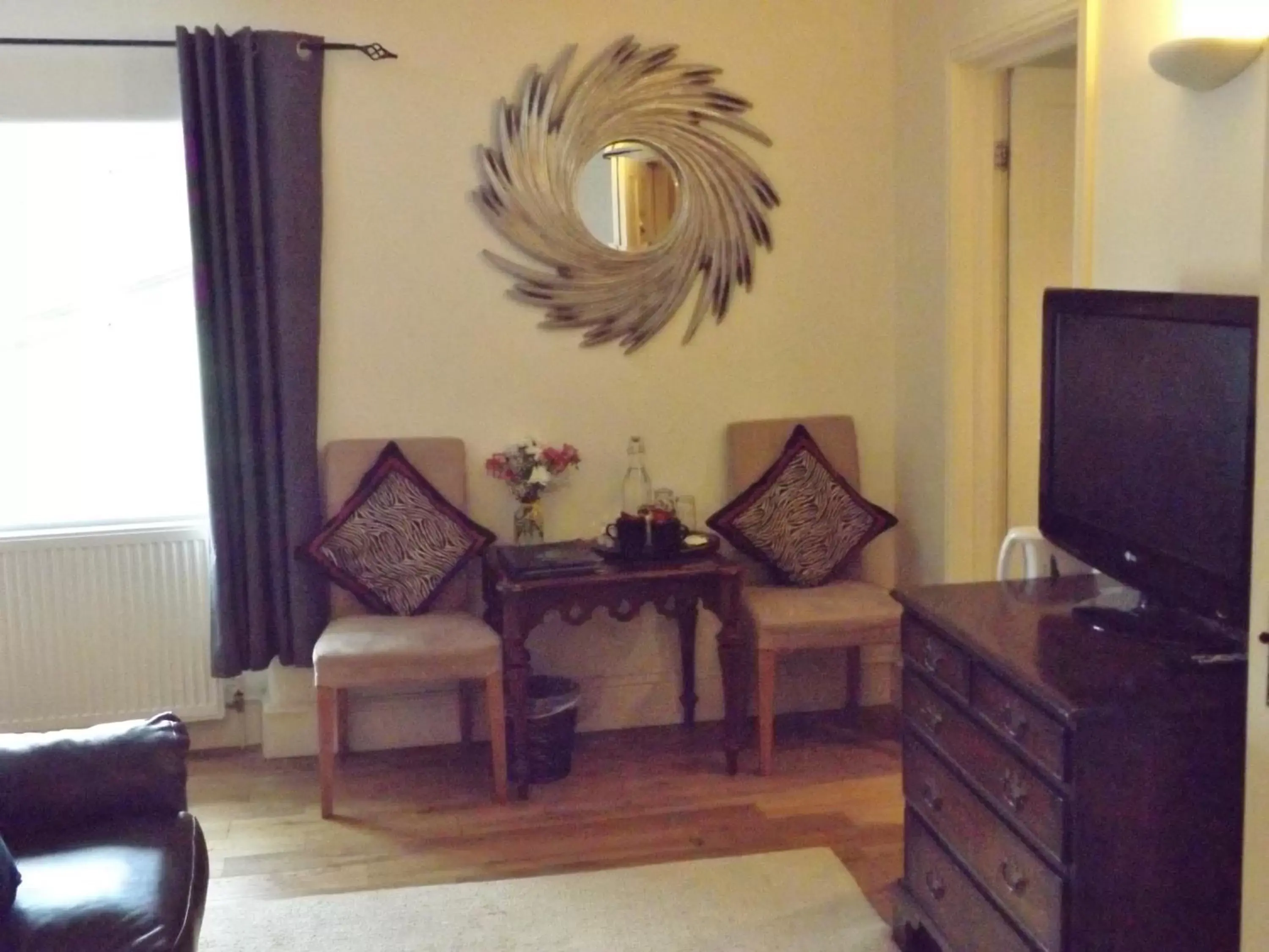 Bedroom, Seating Area in The Red Lion