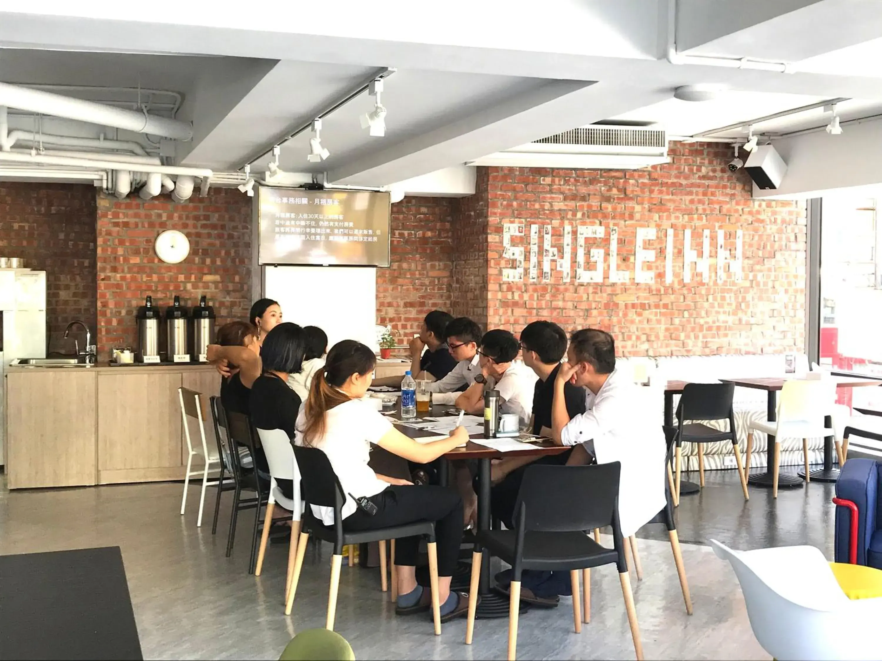 Restaurant/Places to Eat in Single Inn - Kaohsiung Station