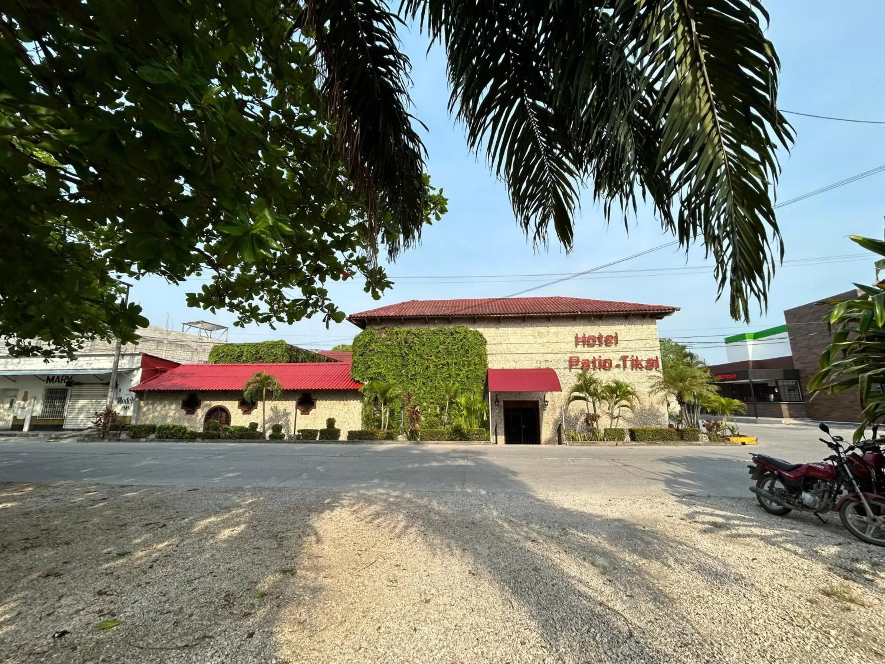 Property Building in Hotel del Patio