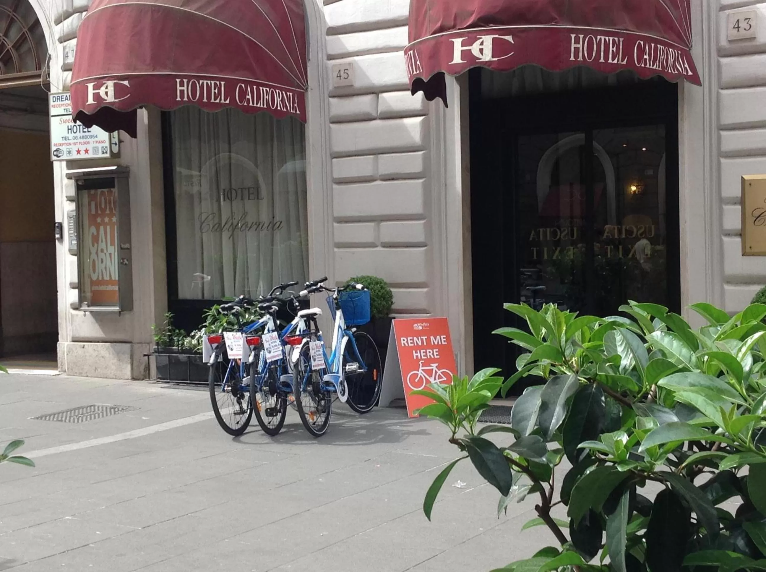 Facade/entrance in Hotel California