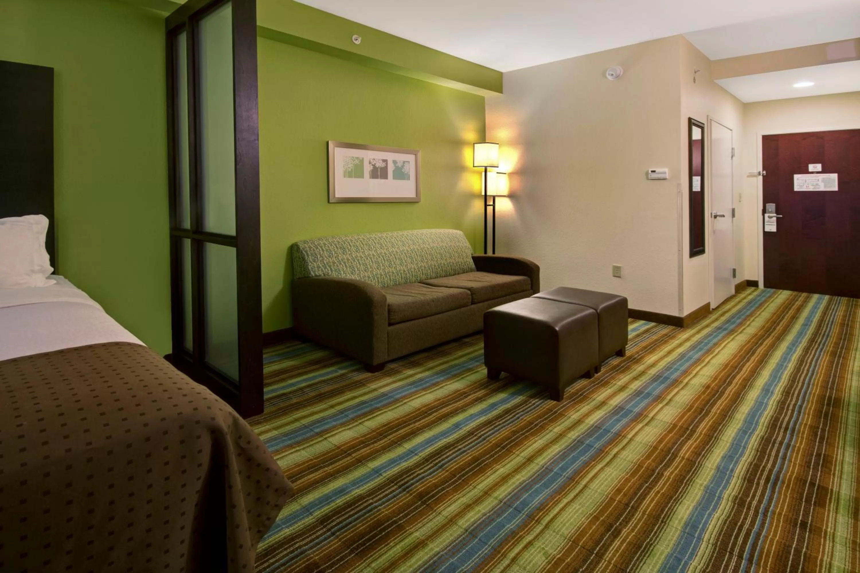 Photo of the whole room, Bed in Holiday Inn Christiansburg Blacksburg by IHG