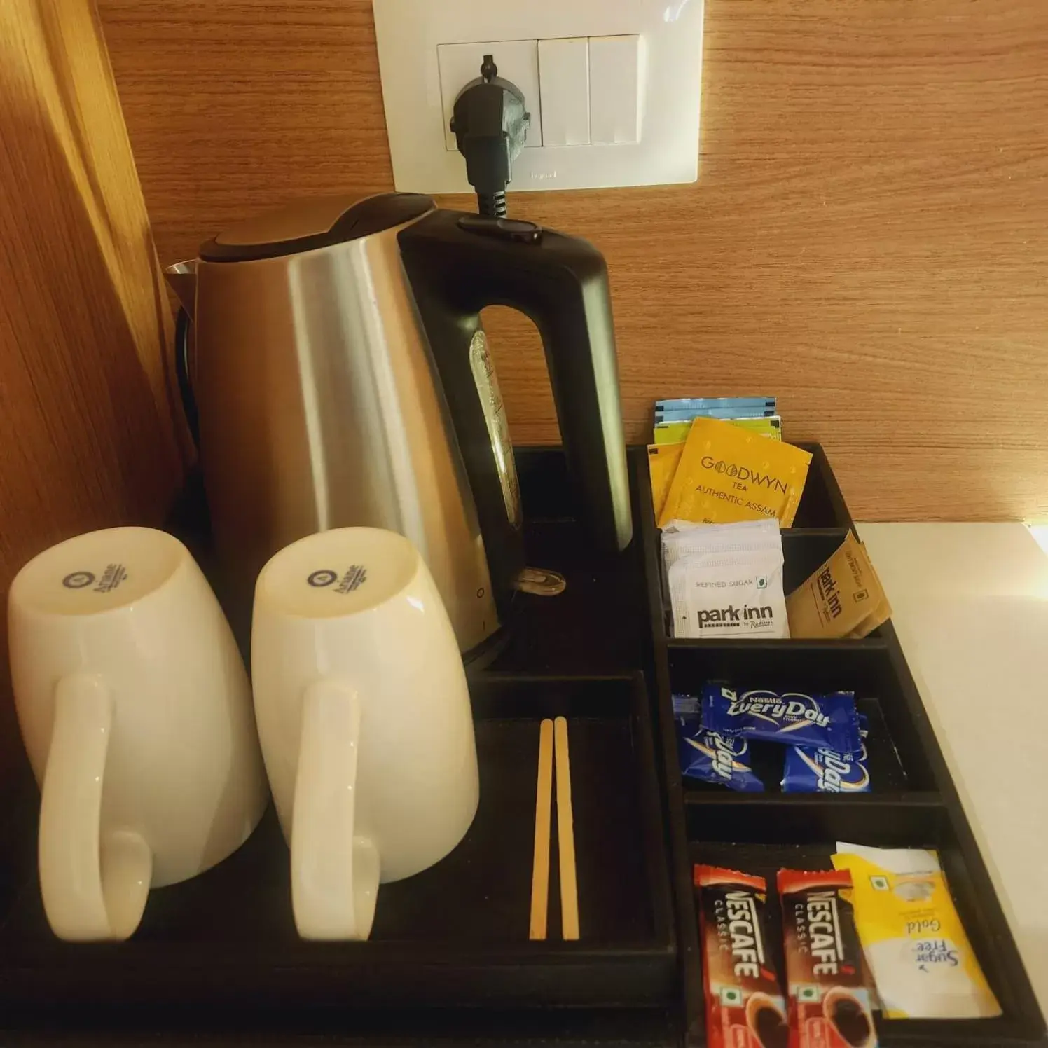 Coffee/tea facilities in Park Inn by Radisson Gwalior