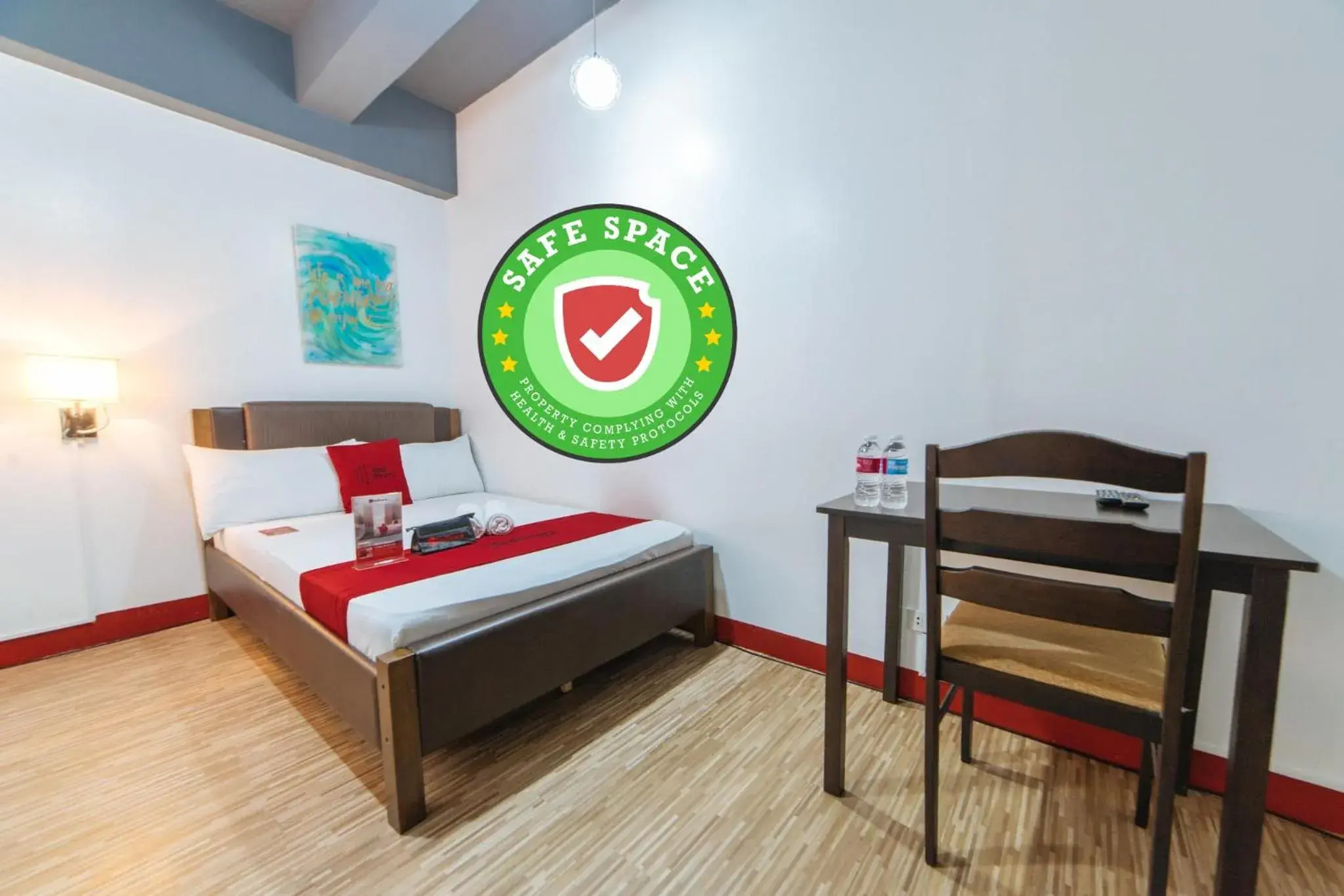 Bedroom, Bed in RedDoorz near Quirino Station