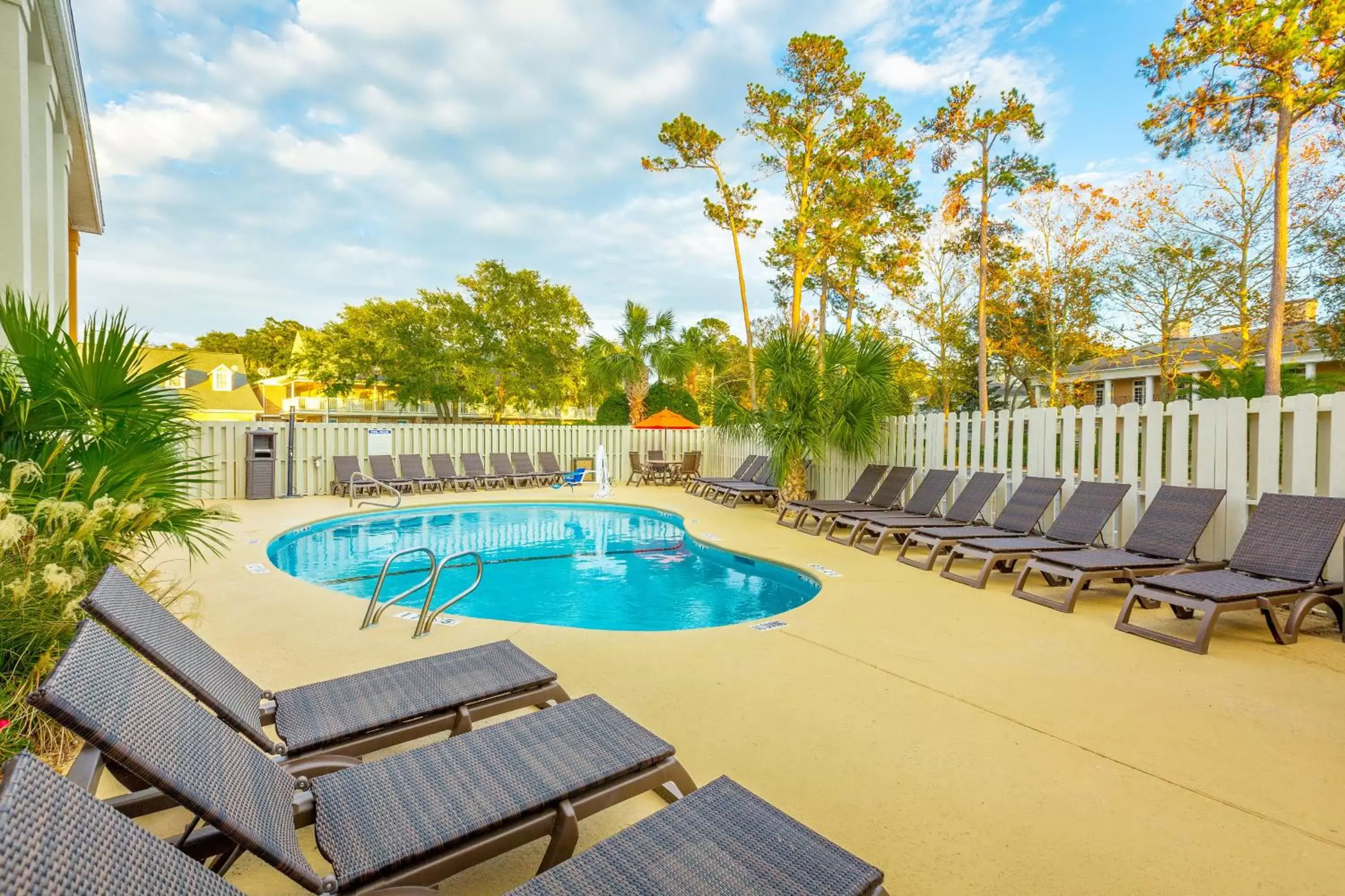 Swimming Pool in Holiday Inn Express Saint Simons Island, an IHG Hotel