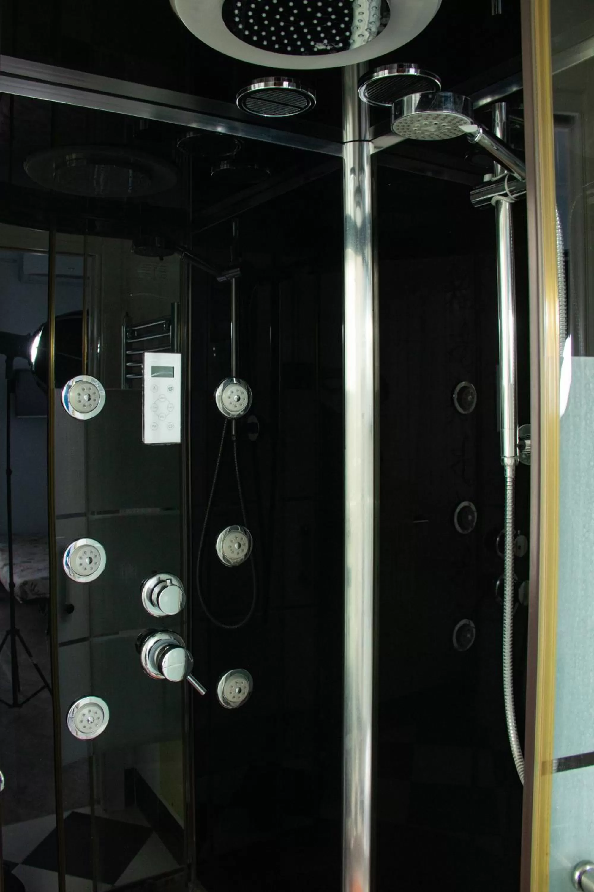 Shower in Nido Dei Gabbiani