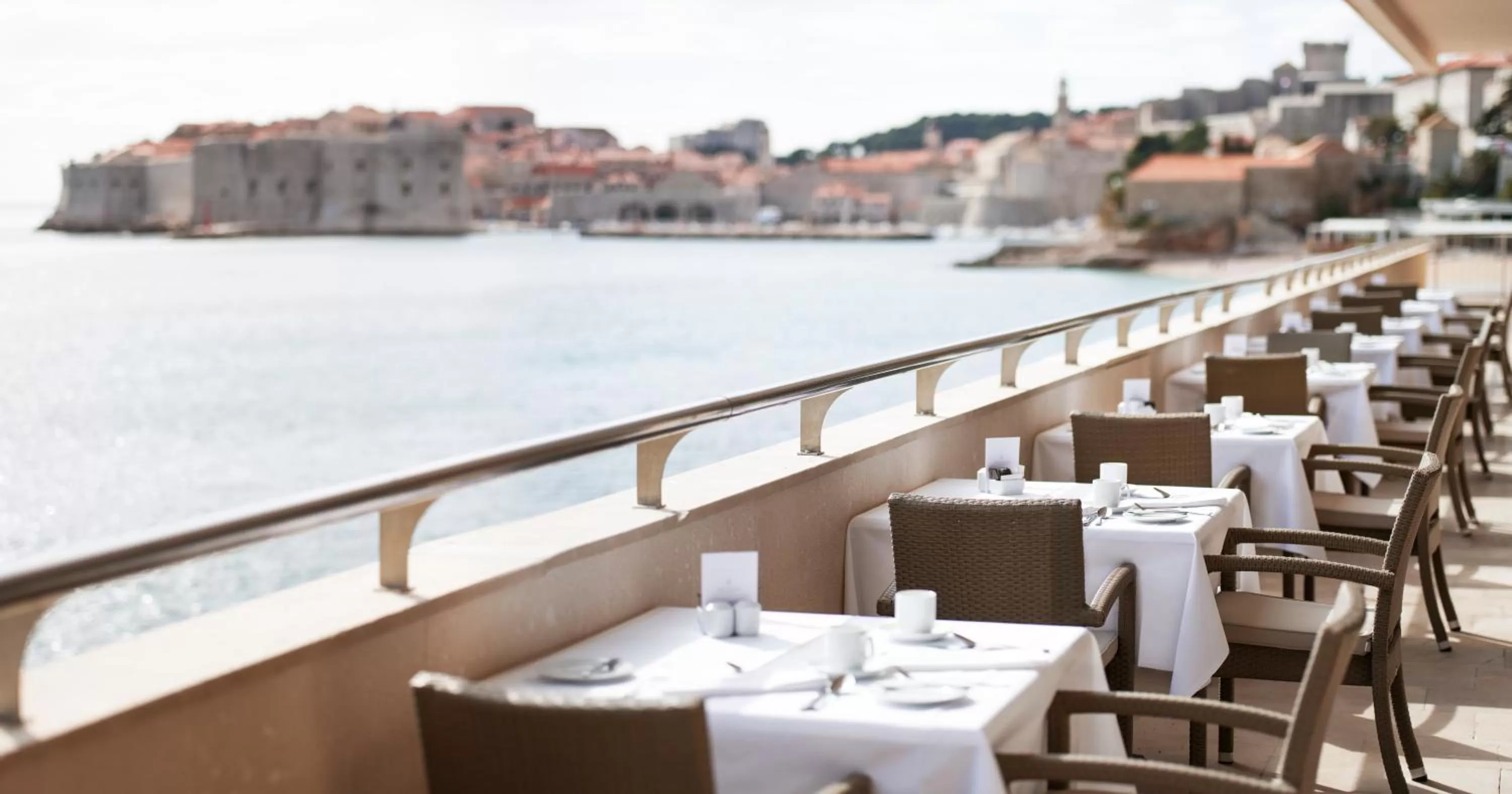 Restaurant/places to eat in Hotel Excelsior