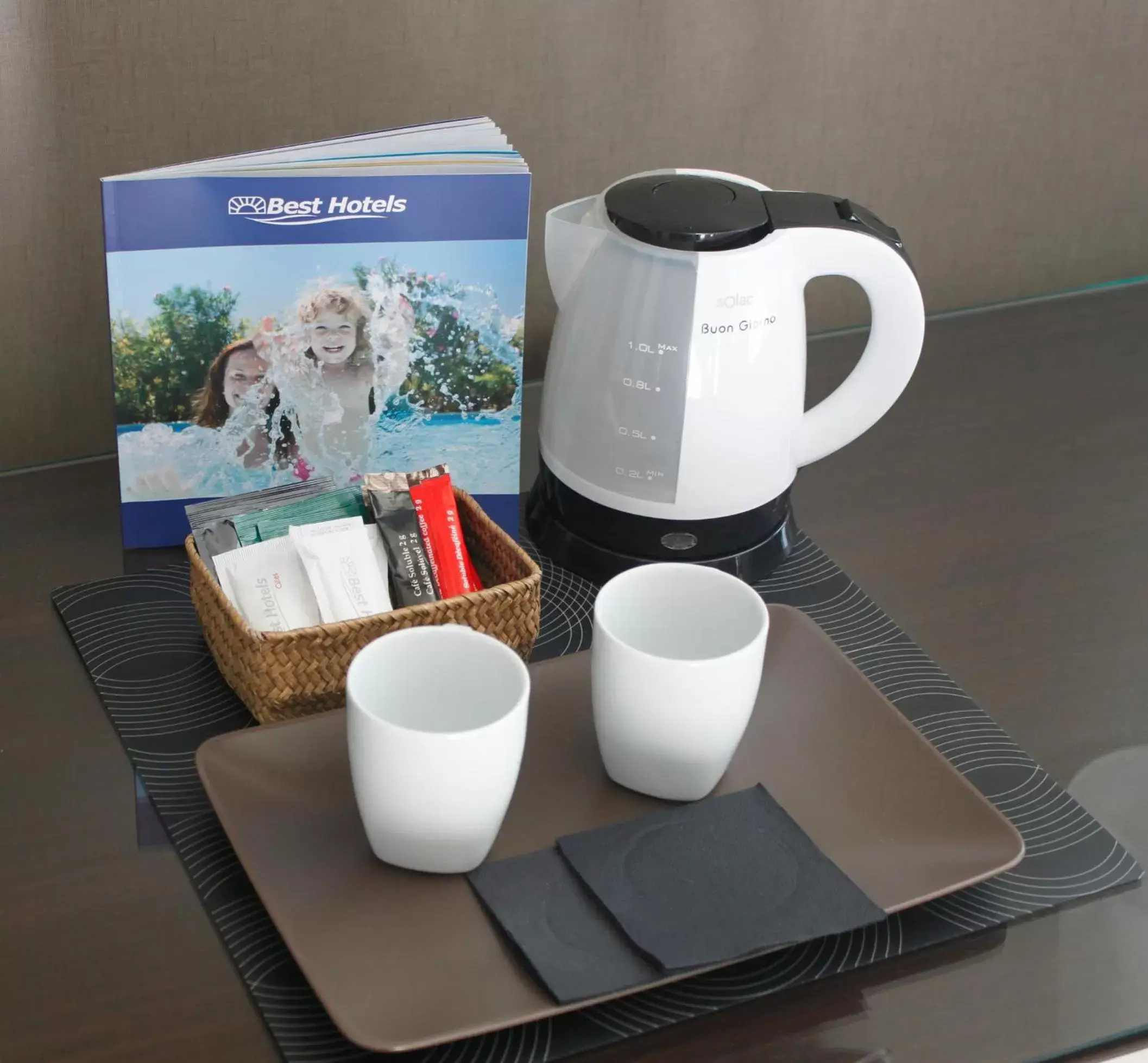 Coffee/tea facilities in Hotel Best Front Maritim