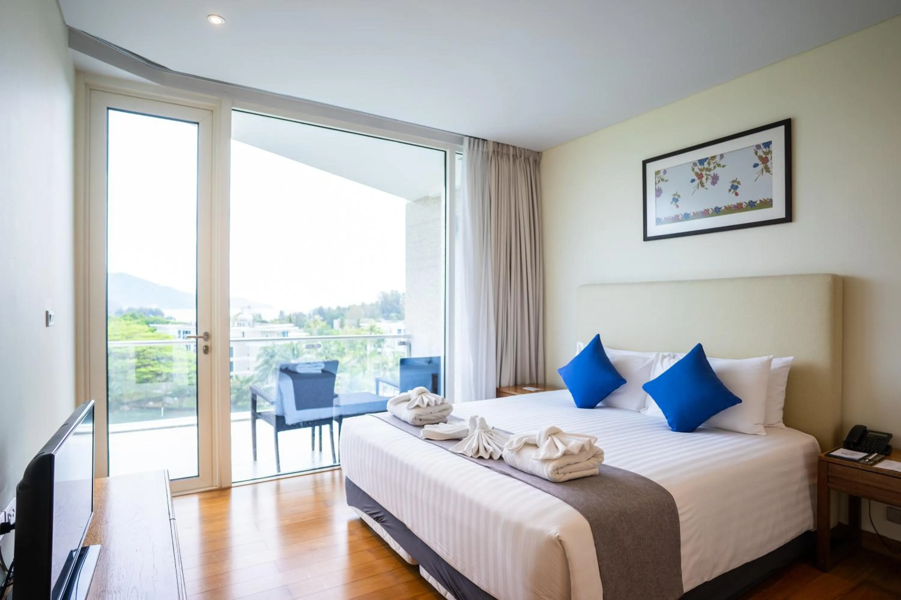 Bedroom, Bed in Splash Beach Resort Phuket Family-Friendly Water Park Resort Near Phuket Airport