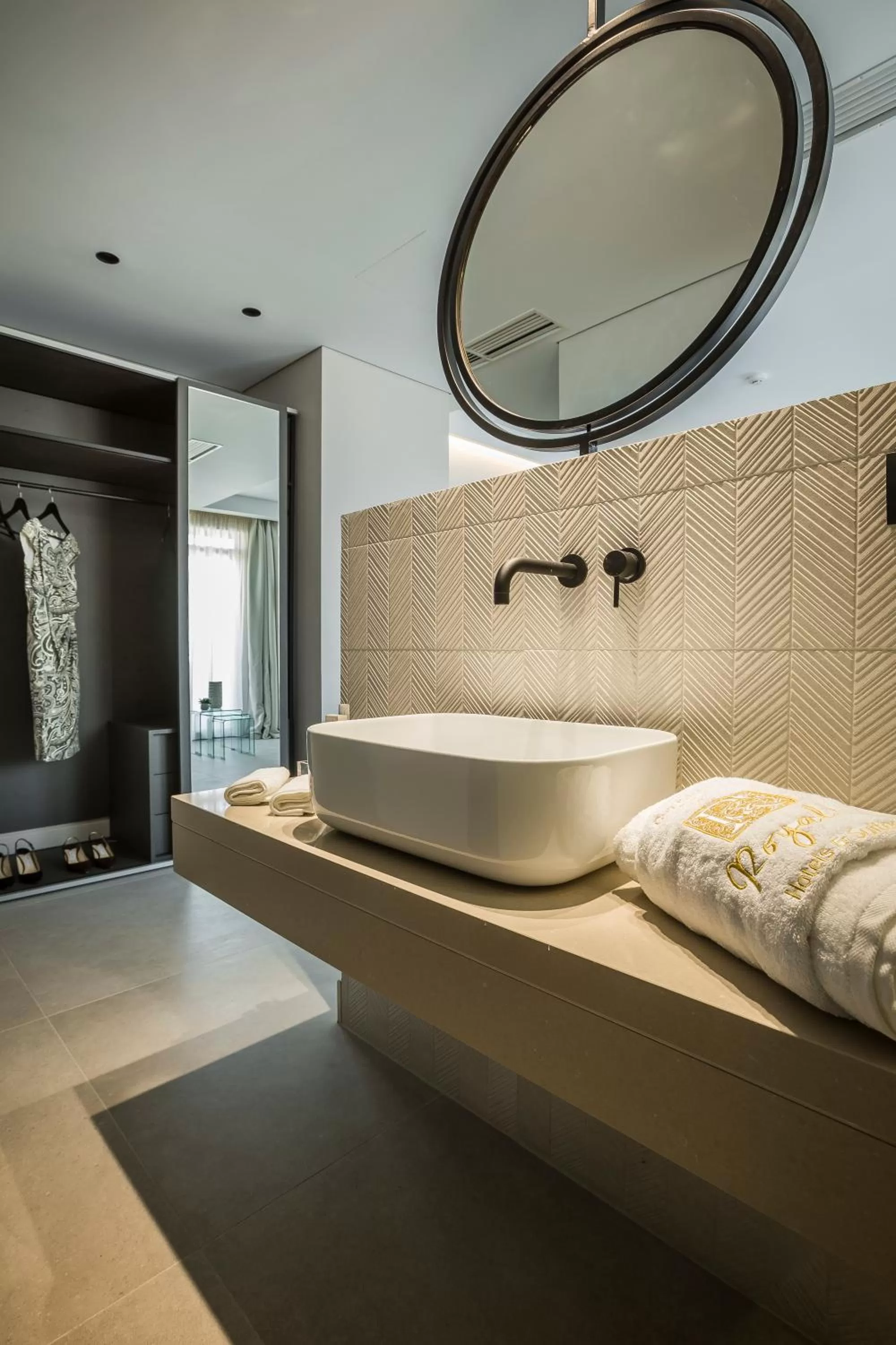 Bathroom in Royalty Hotel Athens