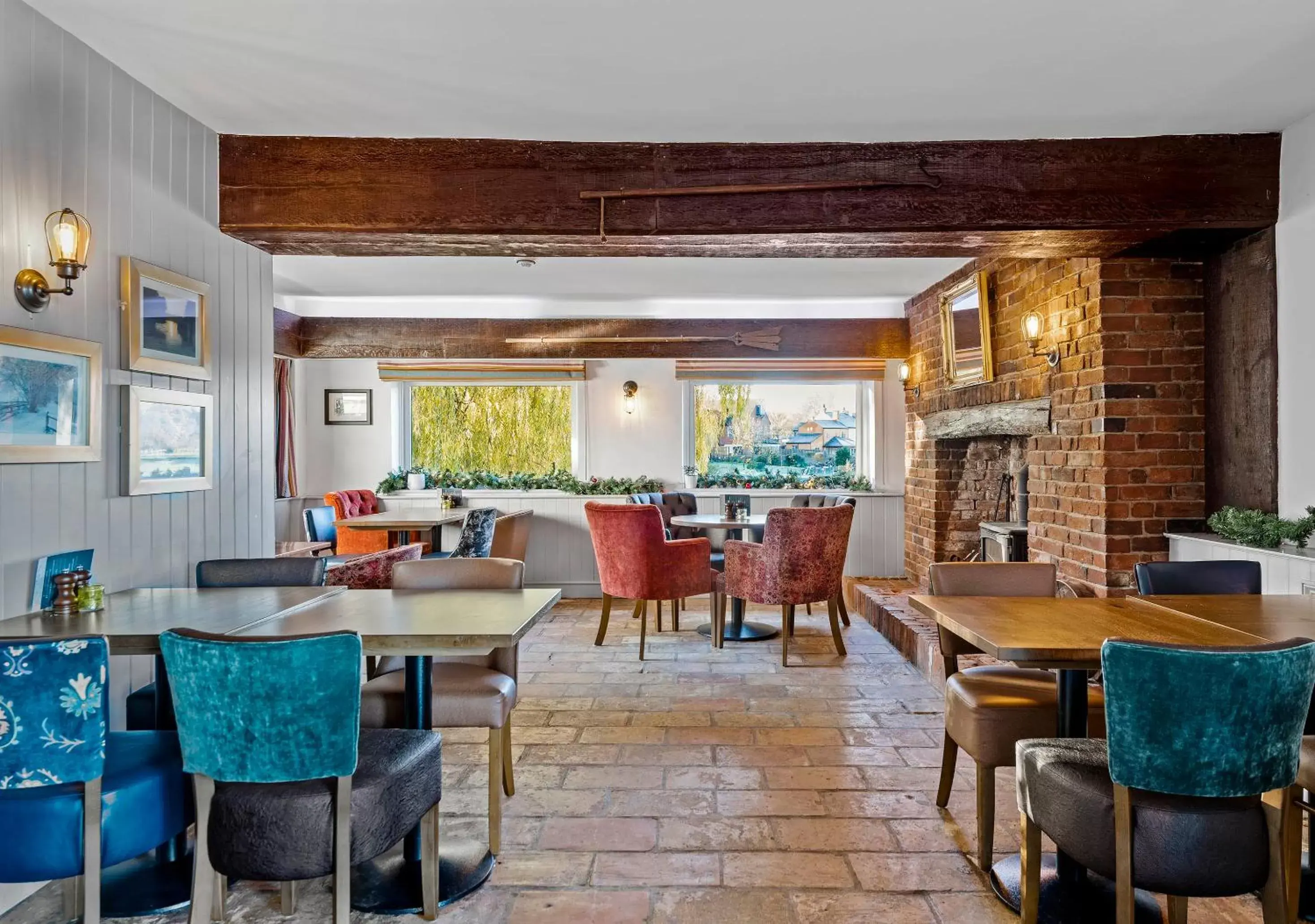 Lounge or bar, Restaurant/Places to Eat in The Mill Hotel