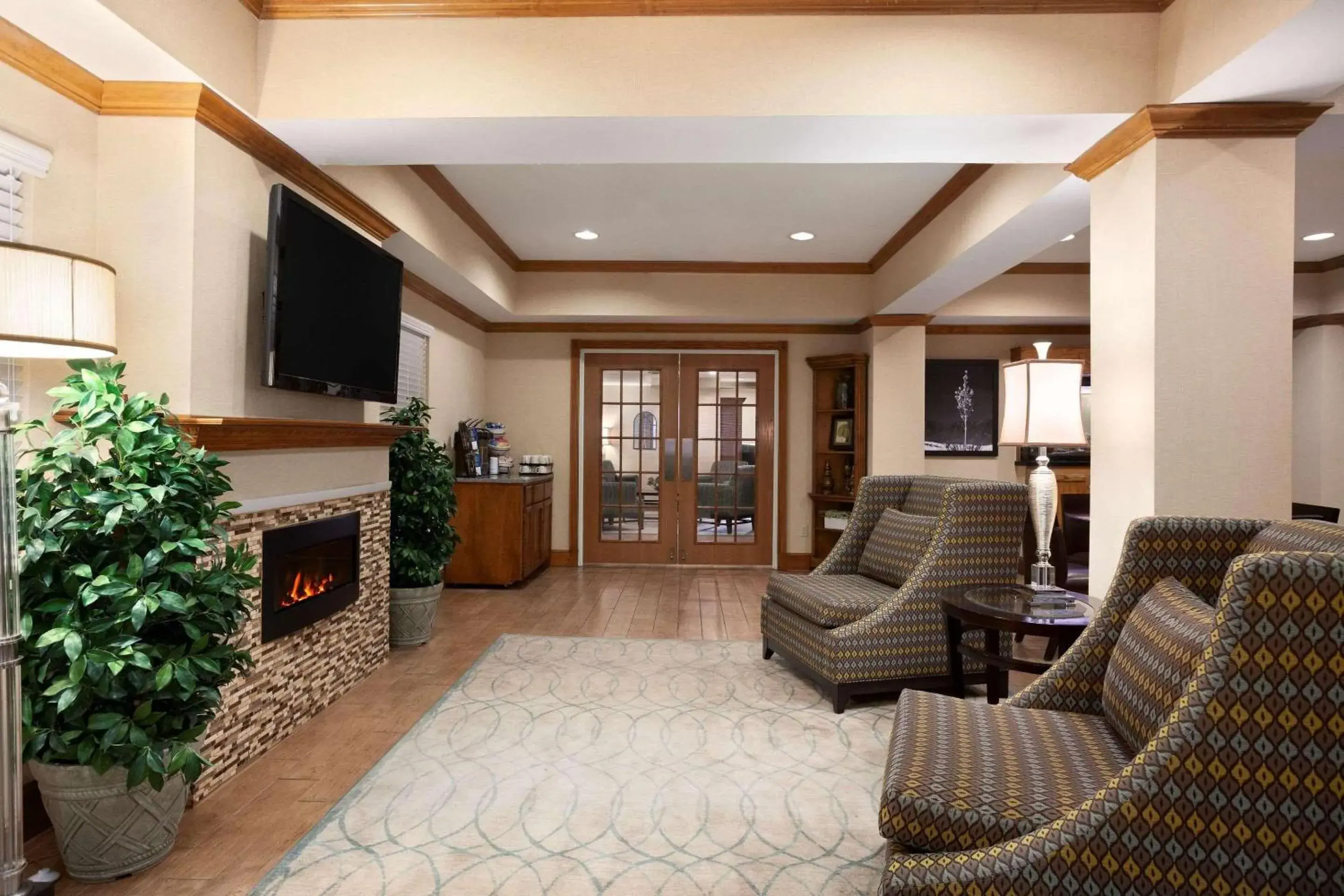 Lobby or reception, Lobby/Reception in Country Inn & Suites by Radisson, Lubbock, TX