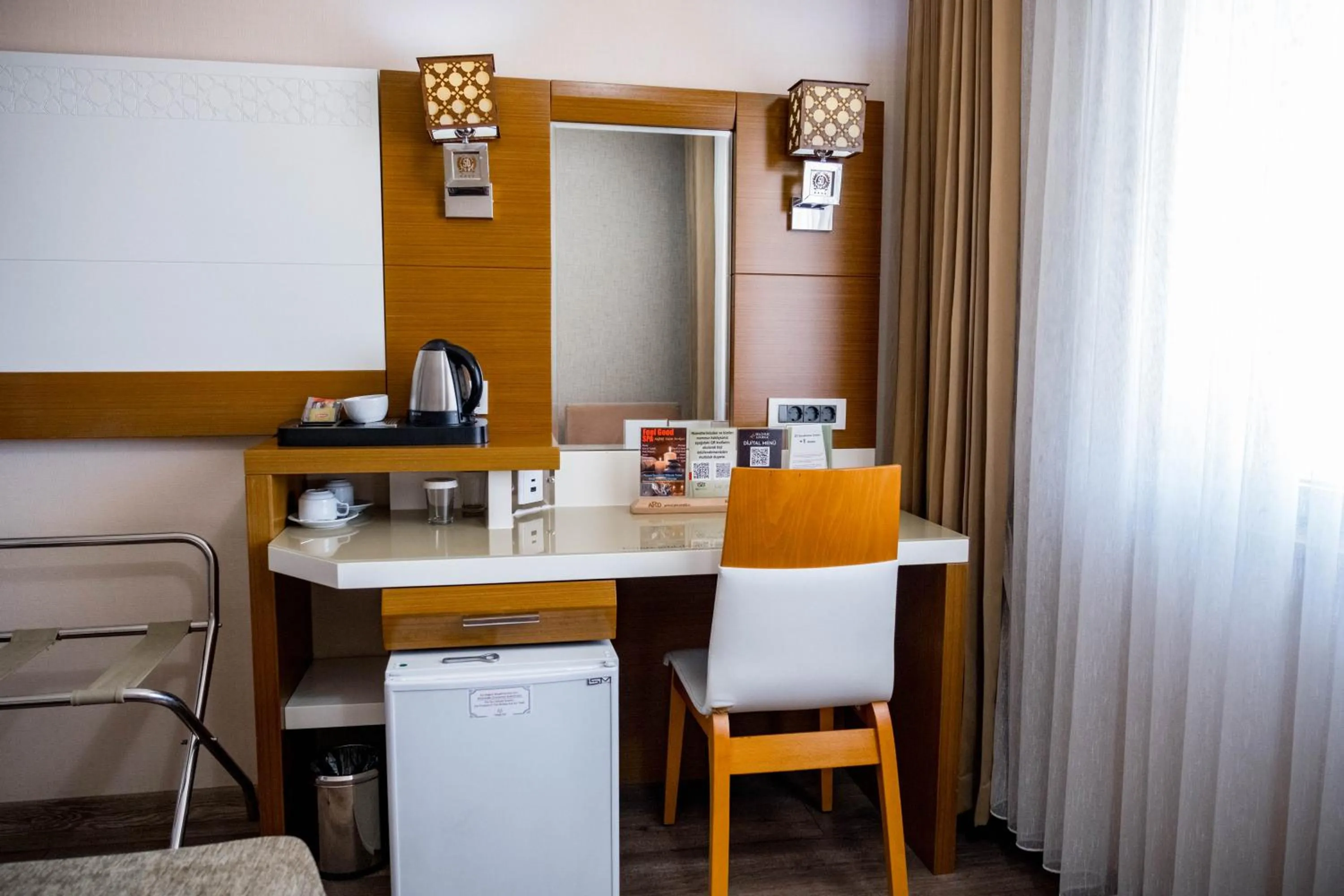 Coffee/tea facilities in Selçuk Hotel