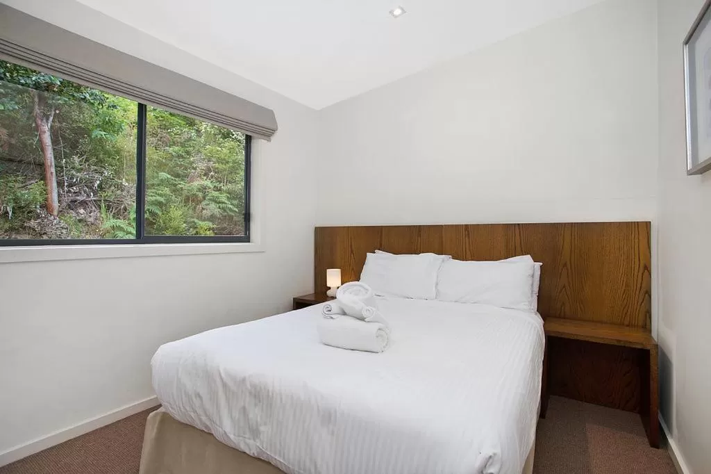 Bedroom, Bed in Beacon Point Ocean View Villas
