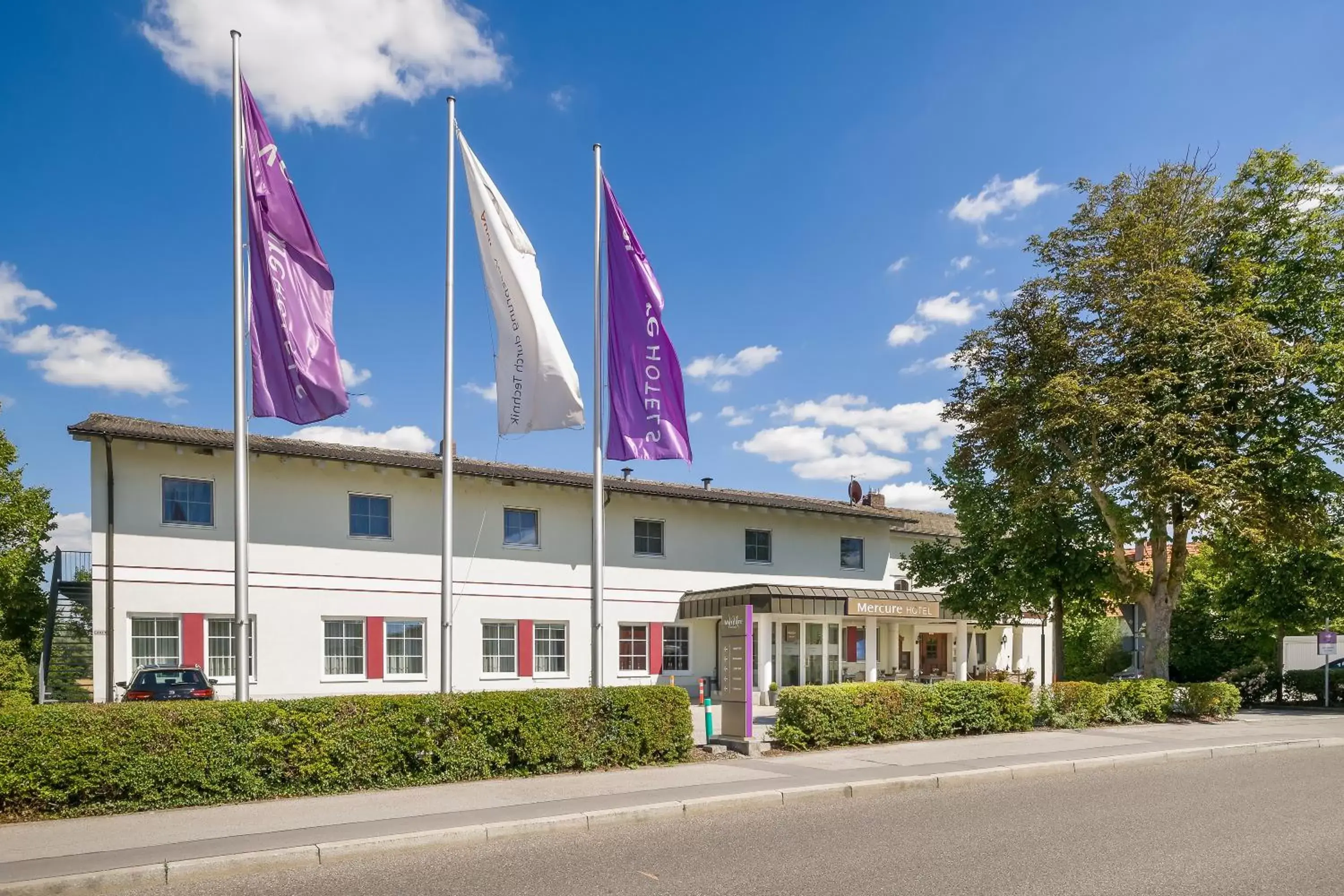 Facade/entrance, Property Building in Mercure Hotel Ingolstadt