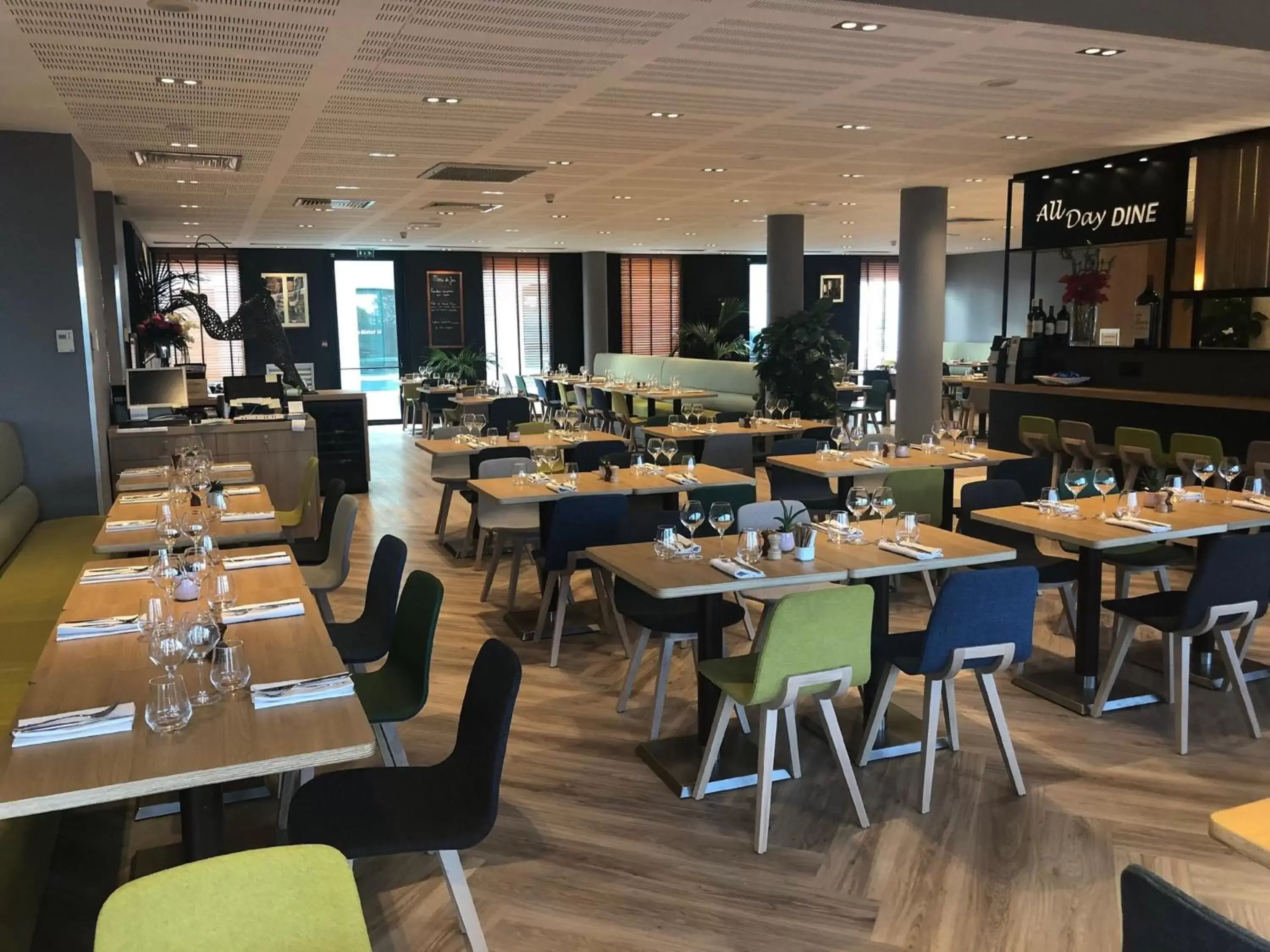 Restaurant/Places to Eat in Holiday Inn Bordeaux Sud - Pessac, an IHG Hotel