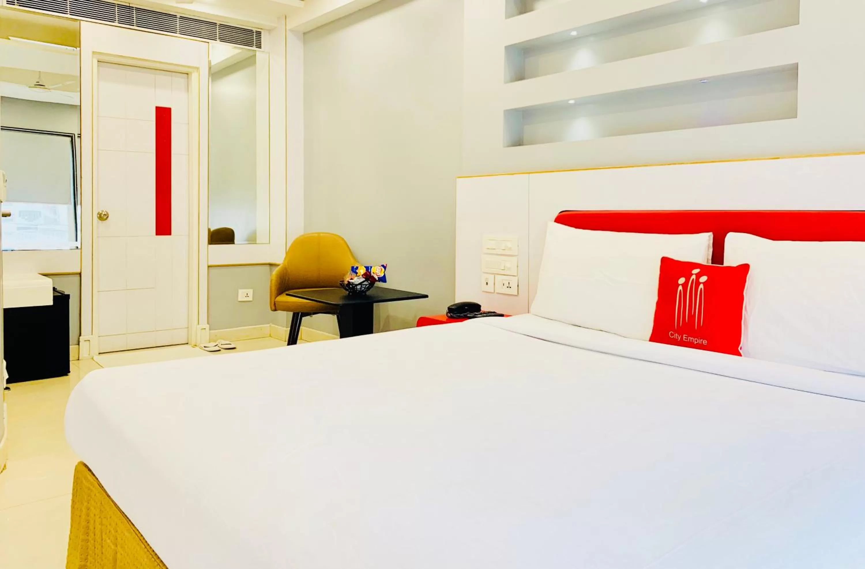 Photo of the whole room, Bed in City Empire - New Delhi Railway Station, Near Connaught Place