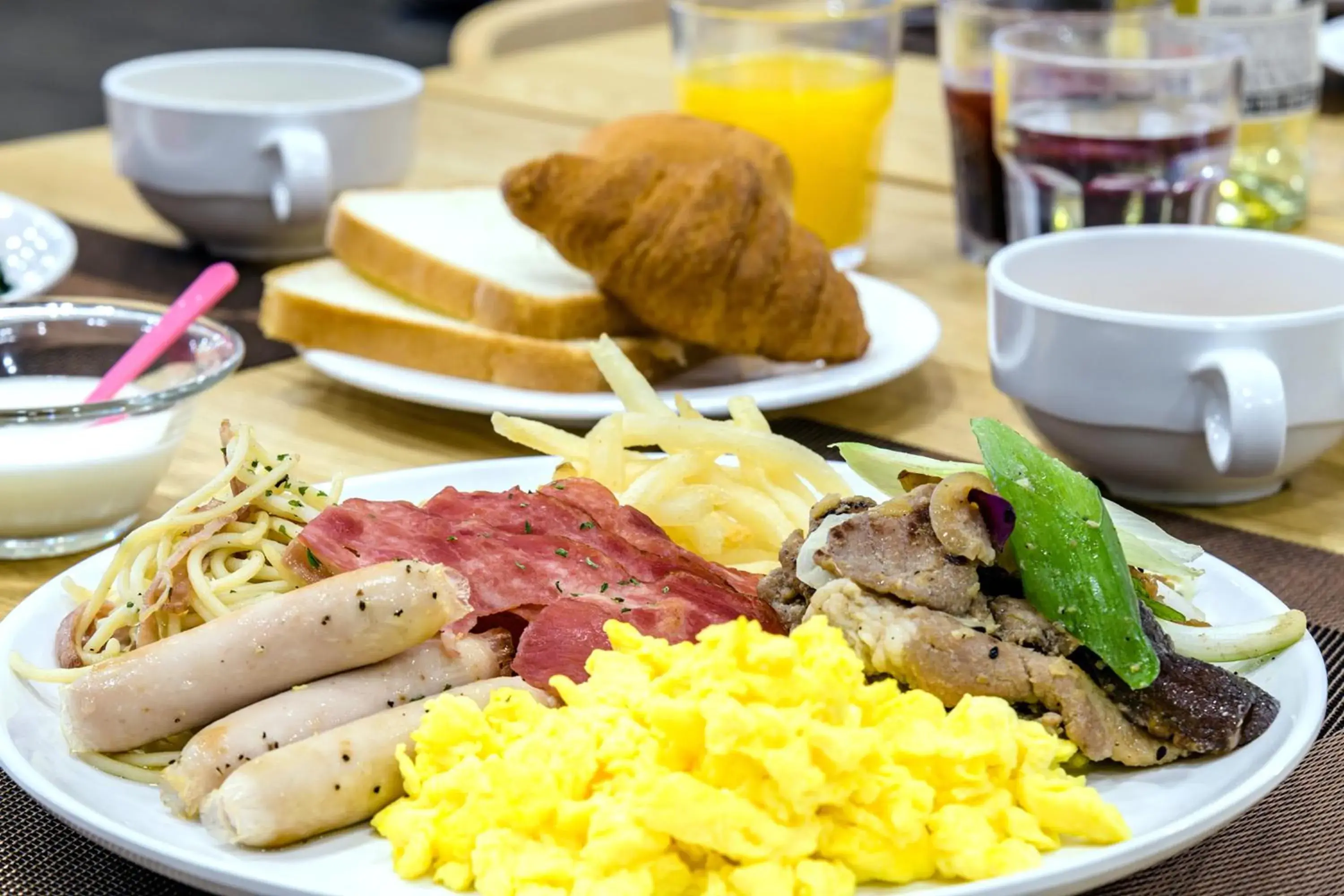 Breakfast in Shinshin Hotel Cheonjiyeon