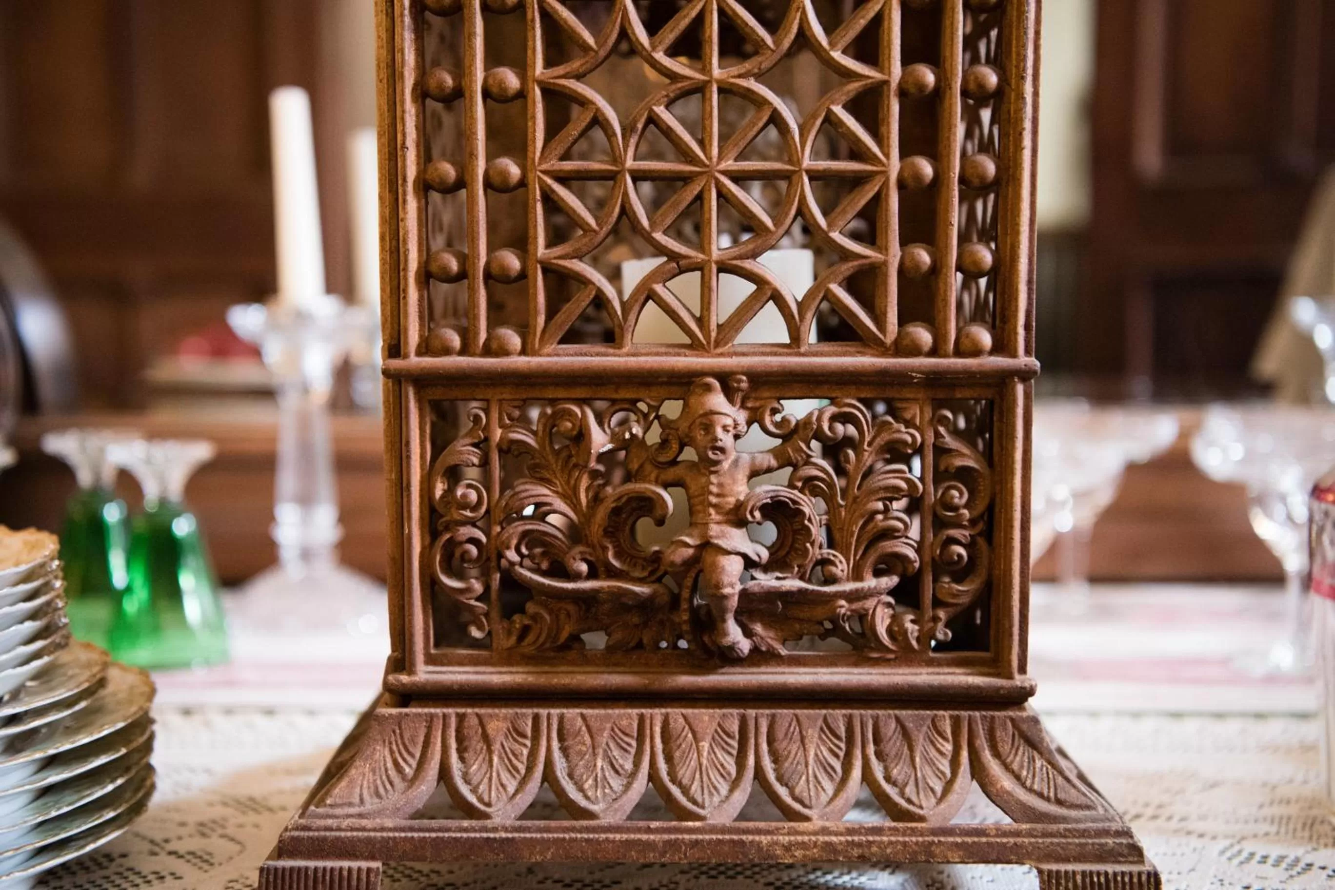 Decorative detail in Harlem Grand