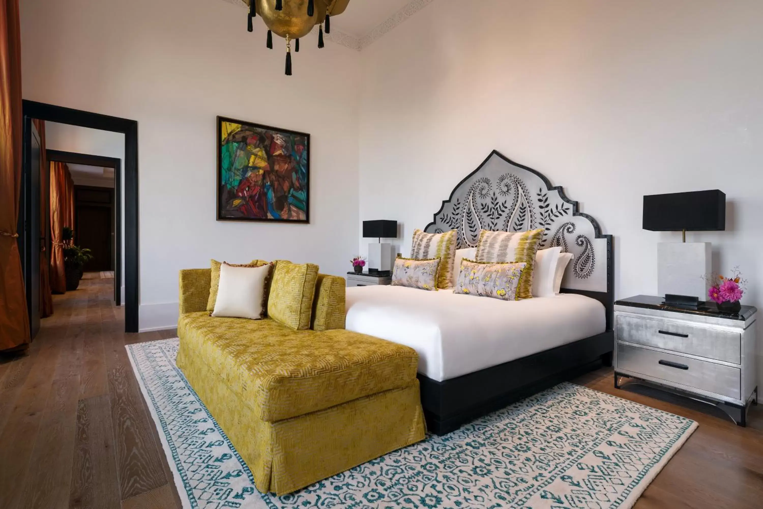 Bed, Seating Area in Fairmont Tazi Palace Tangier