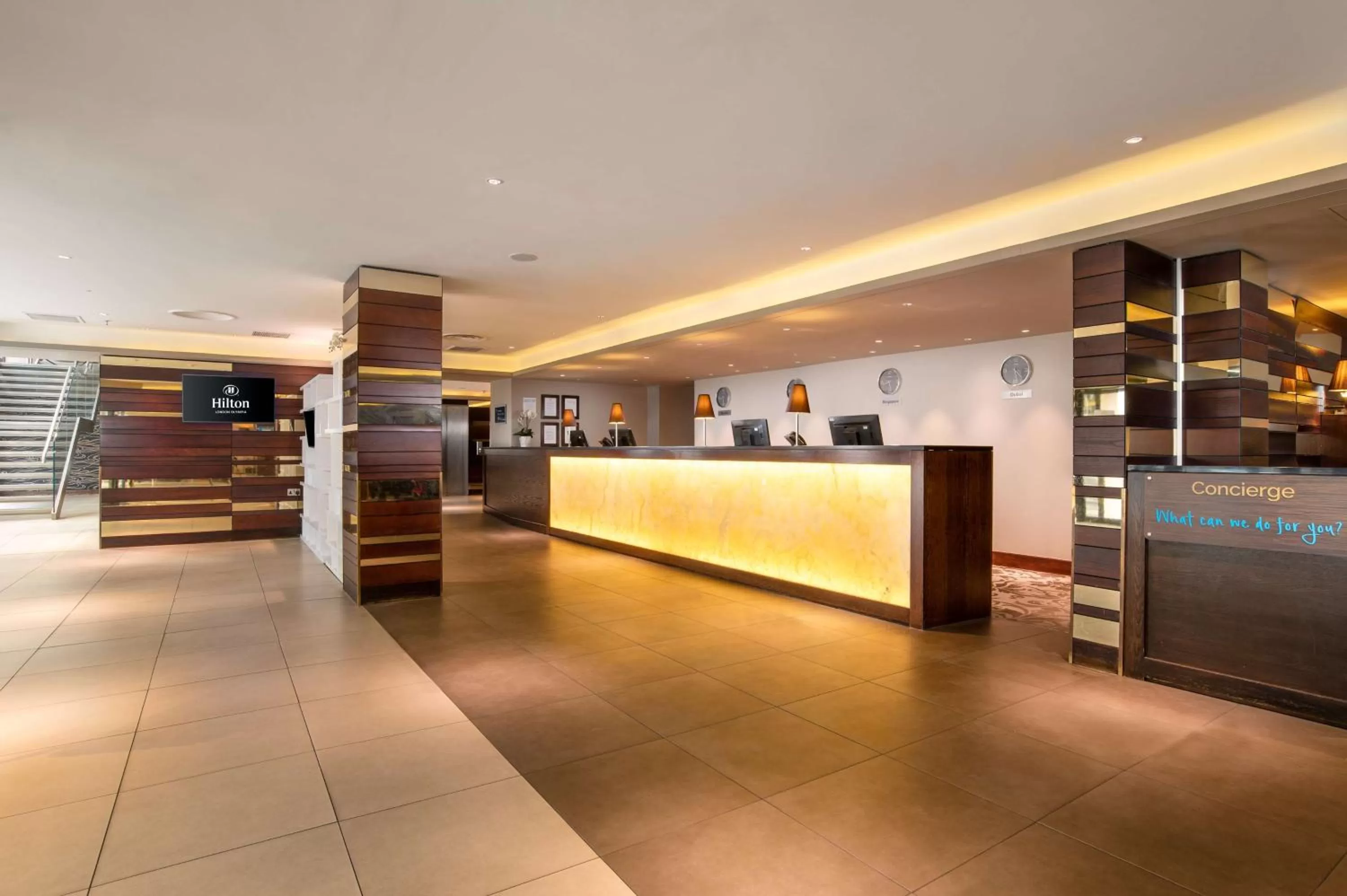 Lobby or reception in Hilton London Olympia