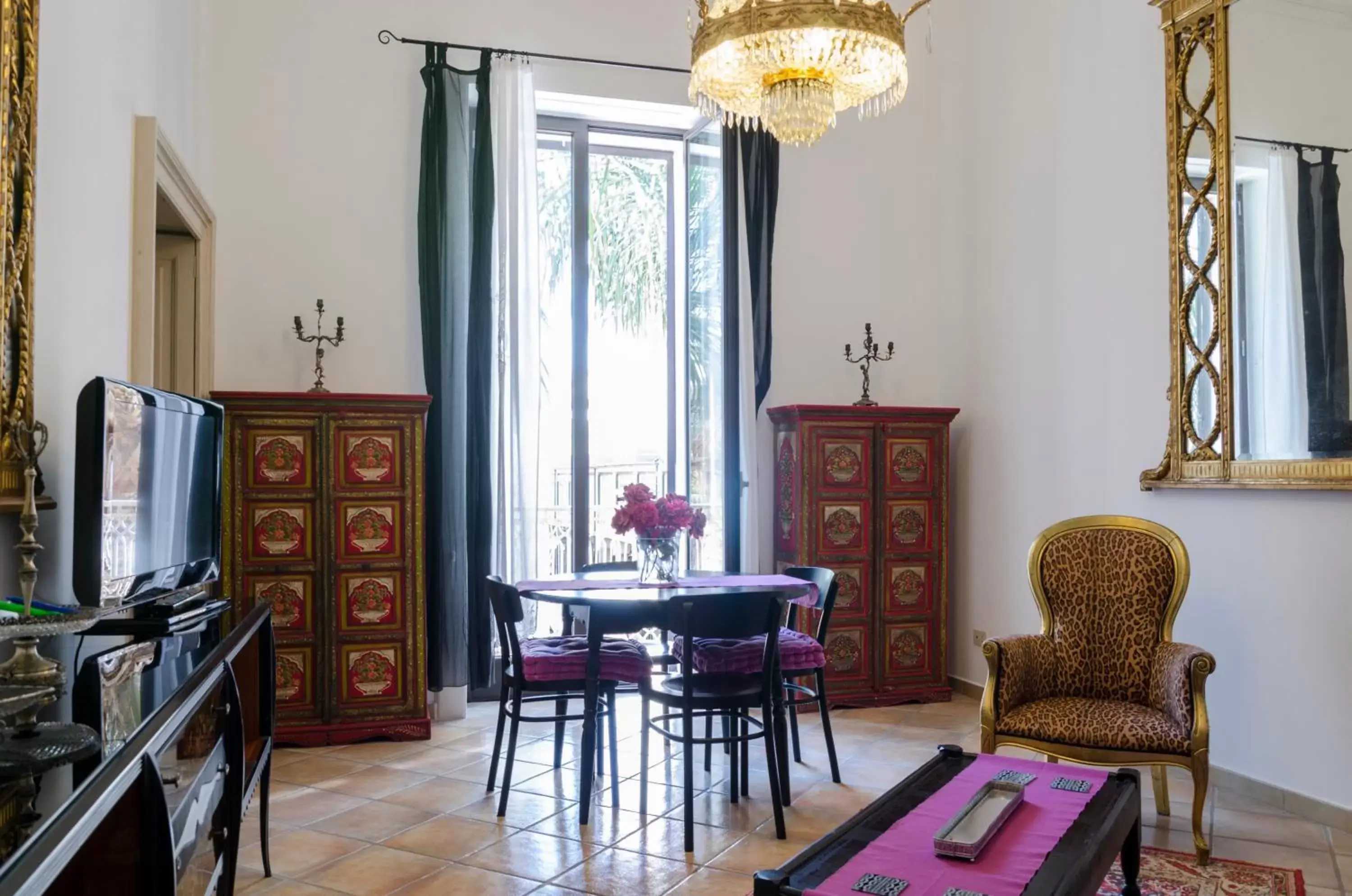 Dining area, Seating Area in Maria Vittoria Charming Rooms and Apartments