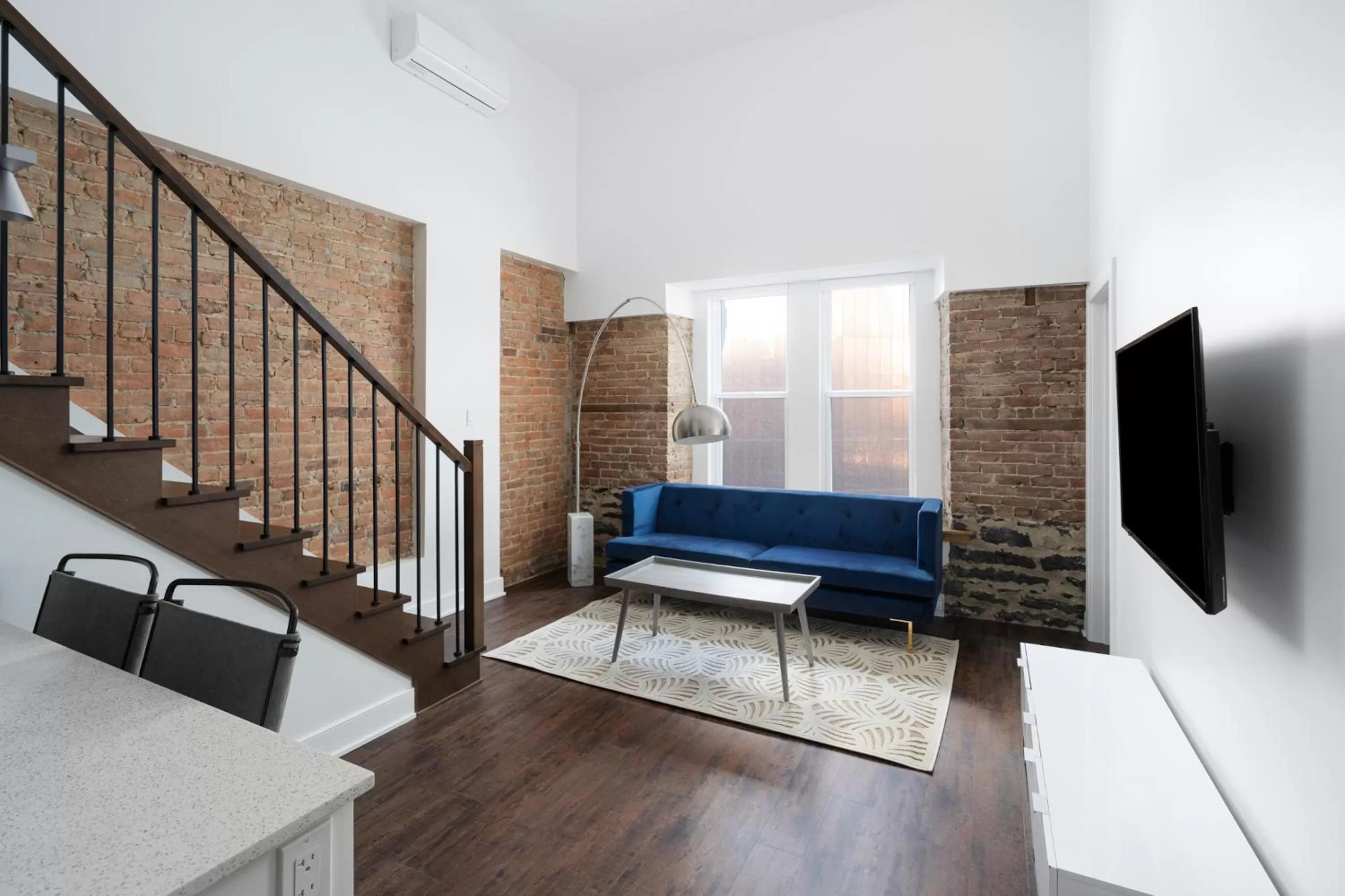 Three-Bedroom Apartment in Sonder by Marriott Bonvoy Gare Saint Denis Apartments Downtown