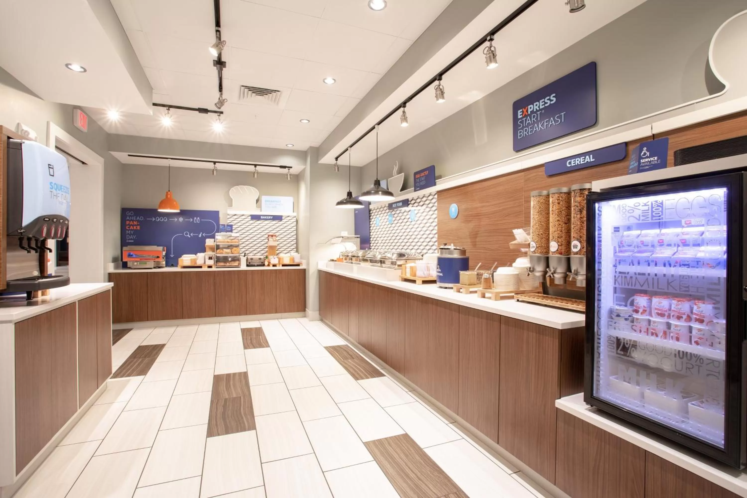 Breakfast in Holiday Inn Express & Suites - Sterling by IHG