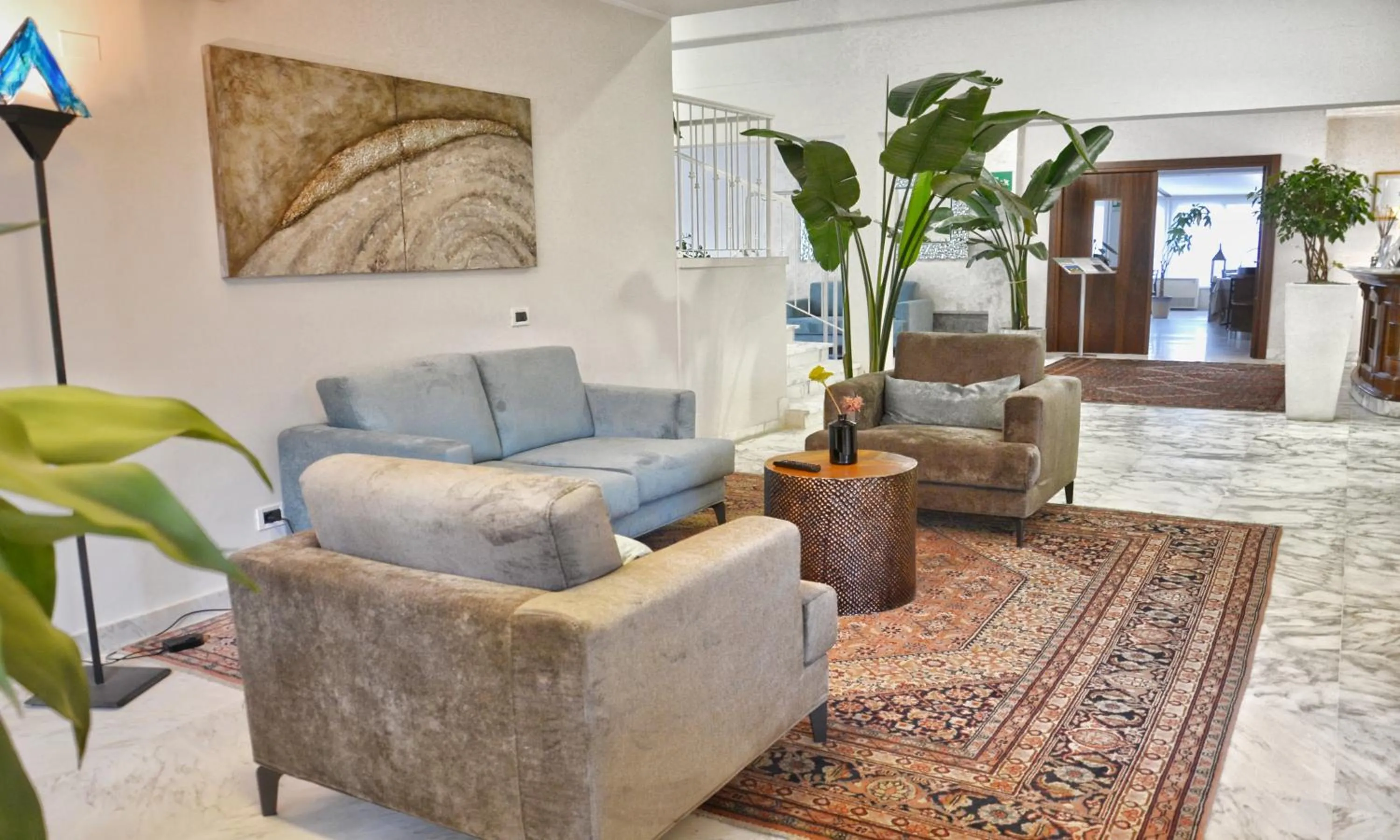 Communal lounge/ TV room in Hotel Tiffany